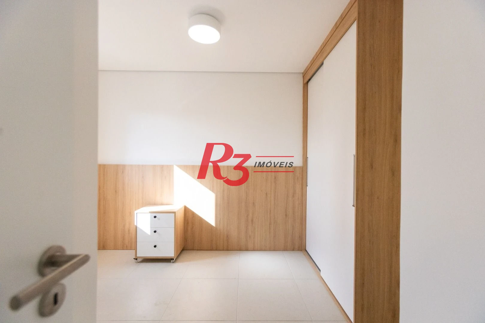 Apartamento com 2 dormitórios para alugar, 72 m² por R$ 5.628,98/mês - Campo Grande - Santos/SP