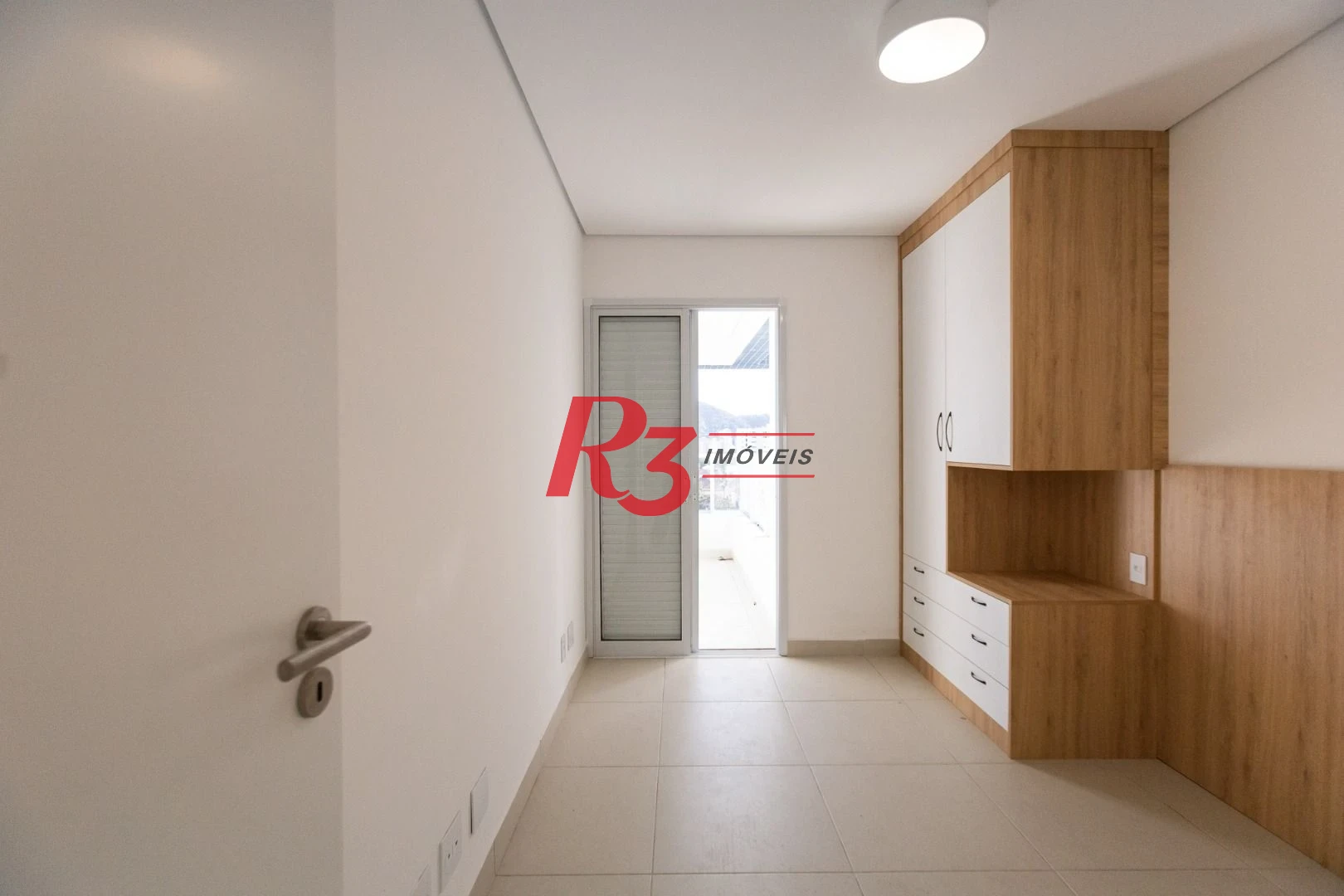 Apartamento com 2 dormitórios para alugar, 72 m² por R$ 5.628,98/mês - Campo Grande - Santos/SP
