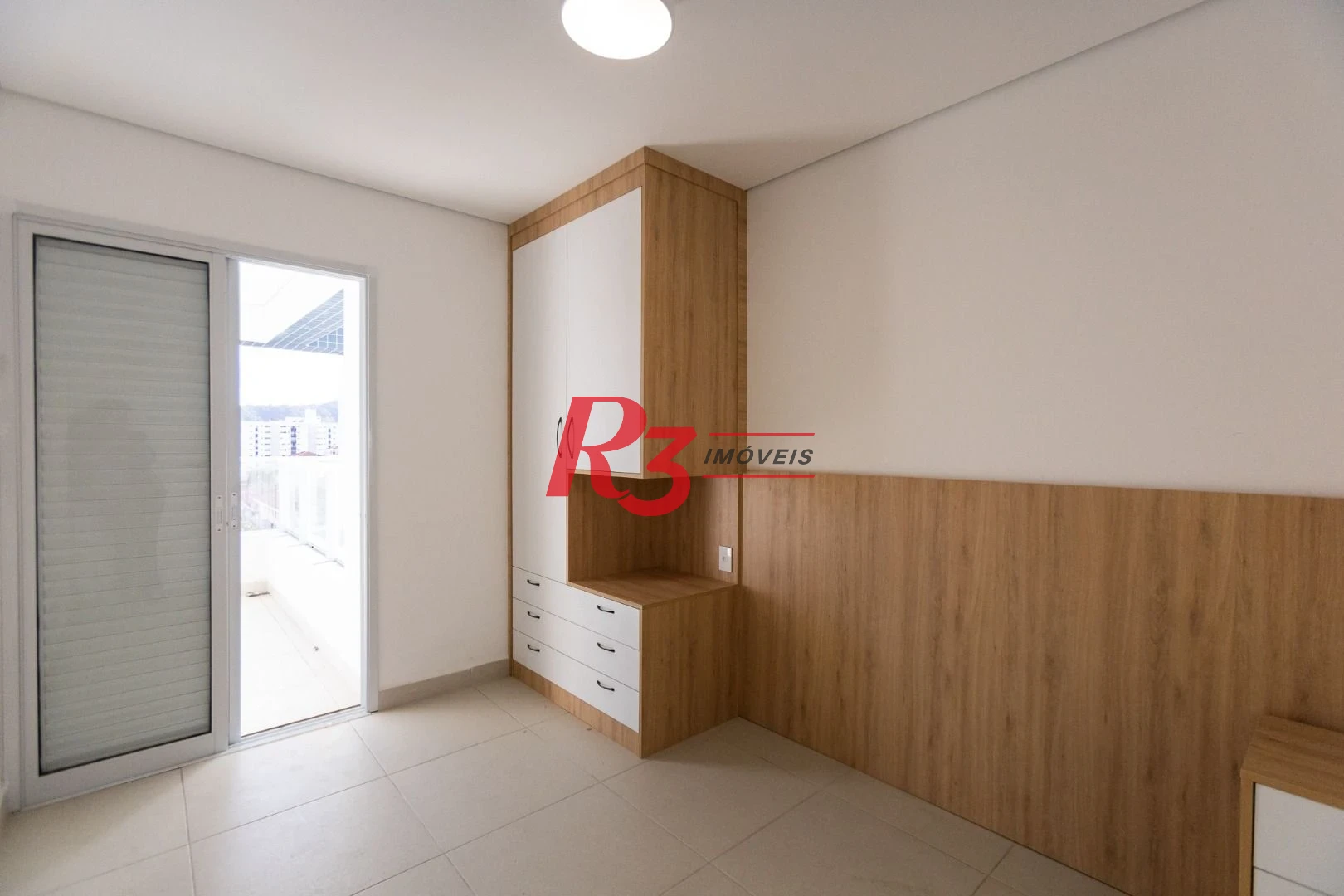 Apartamento com 2 dormitórios para alugar, 72 m² por R$ 5.628,98/mês - Campo Grande - Santos/SP