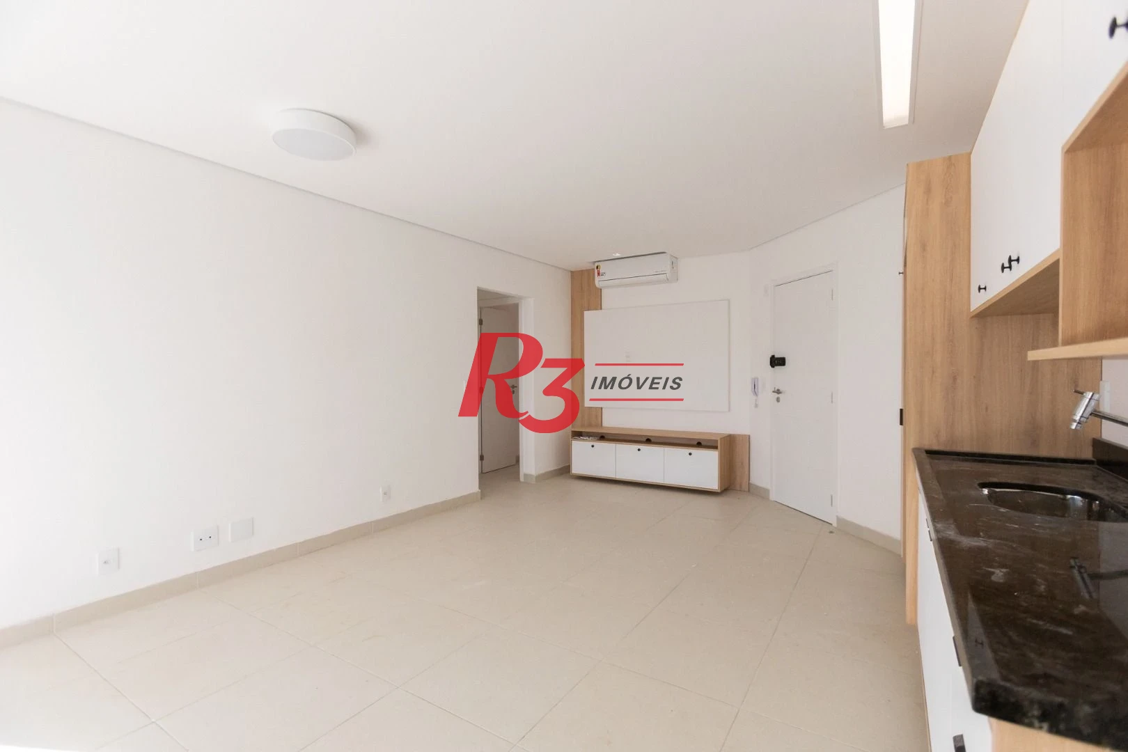 Apartamento com 2 dormitórios para alugar, 72 m² por R$ 5.628,98/mês - Campo Grande - Santos/SP