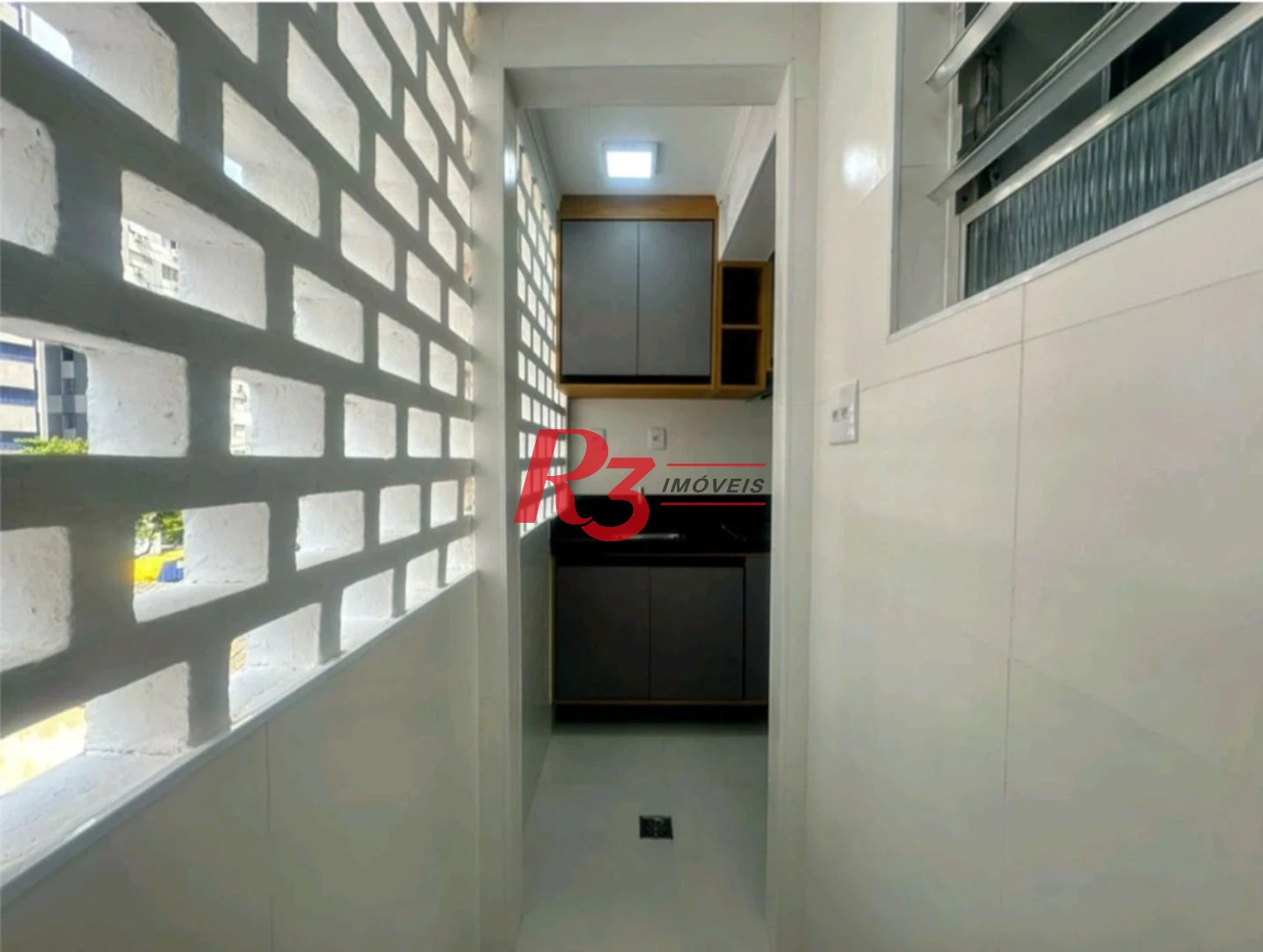 Apartamento com 1 dormitório à venda, 56 m² por R$ 466.000,00 - Boqueirão - Santos/SP