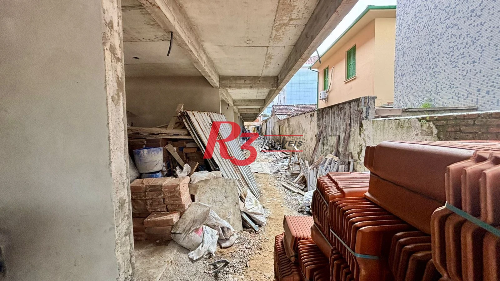 Village com 2 dormitórios à venda, 80 m² por R$ 700.000,00 - Campo Grande - Santos/SP