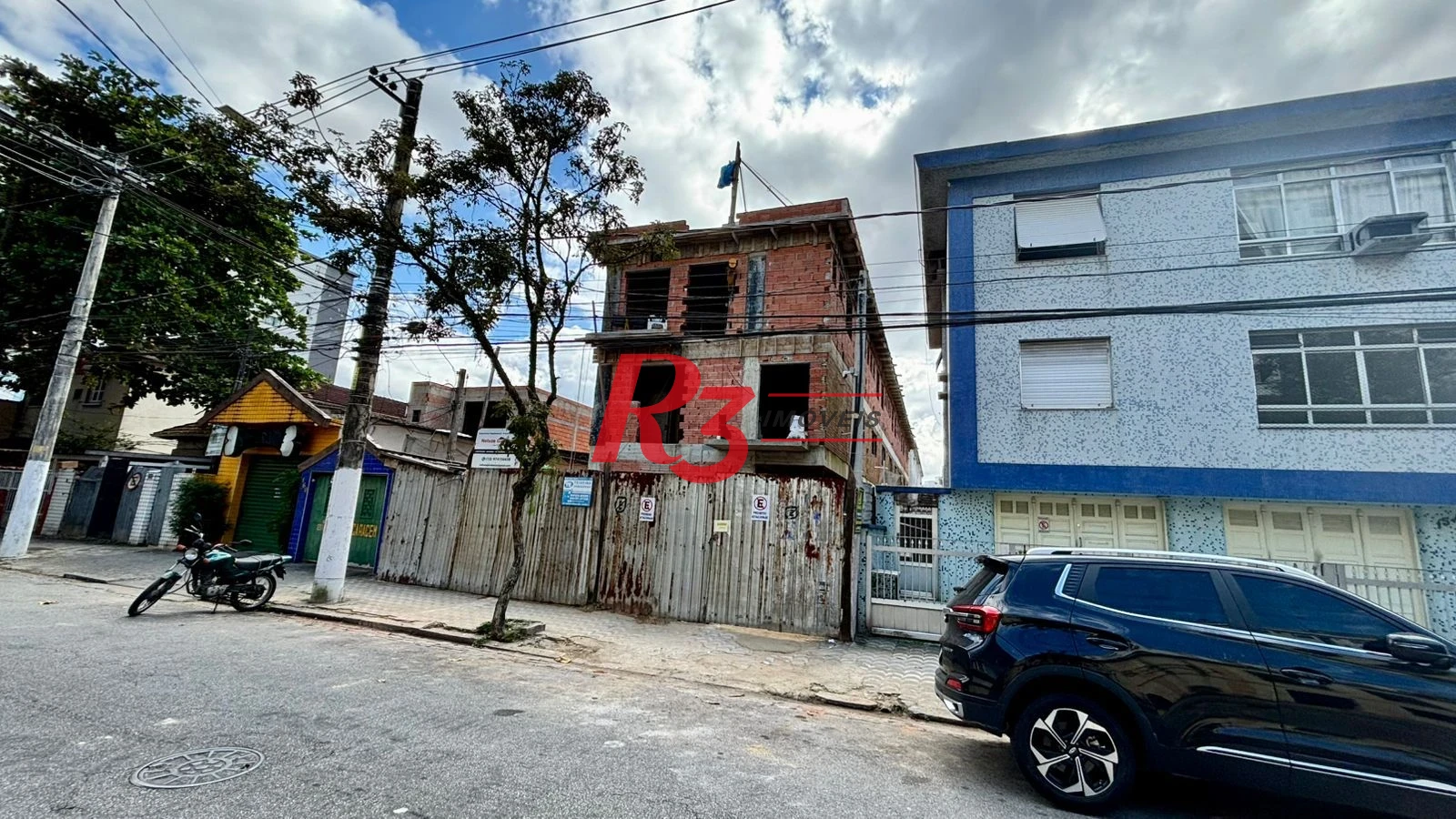 Village com 2 dormitórios à venda, 80 m² por R$ 700.000,00 - Campo Grande - Santos/SP