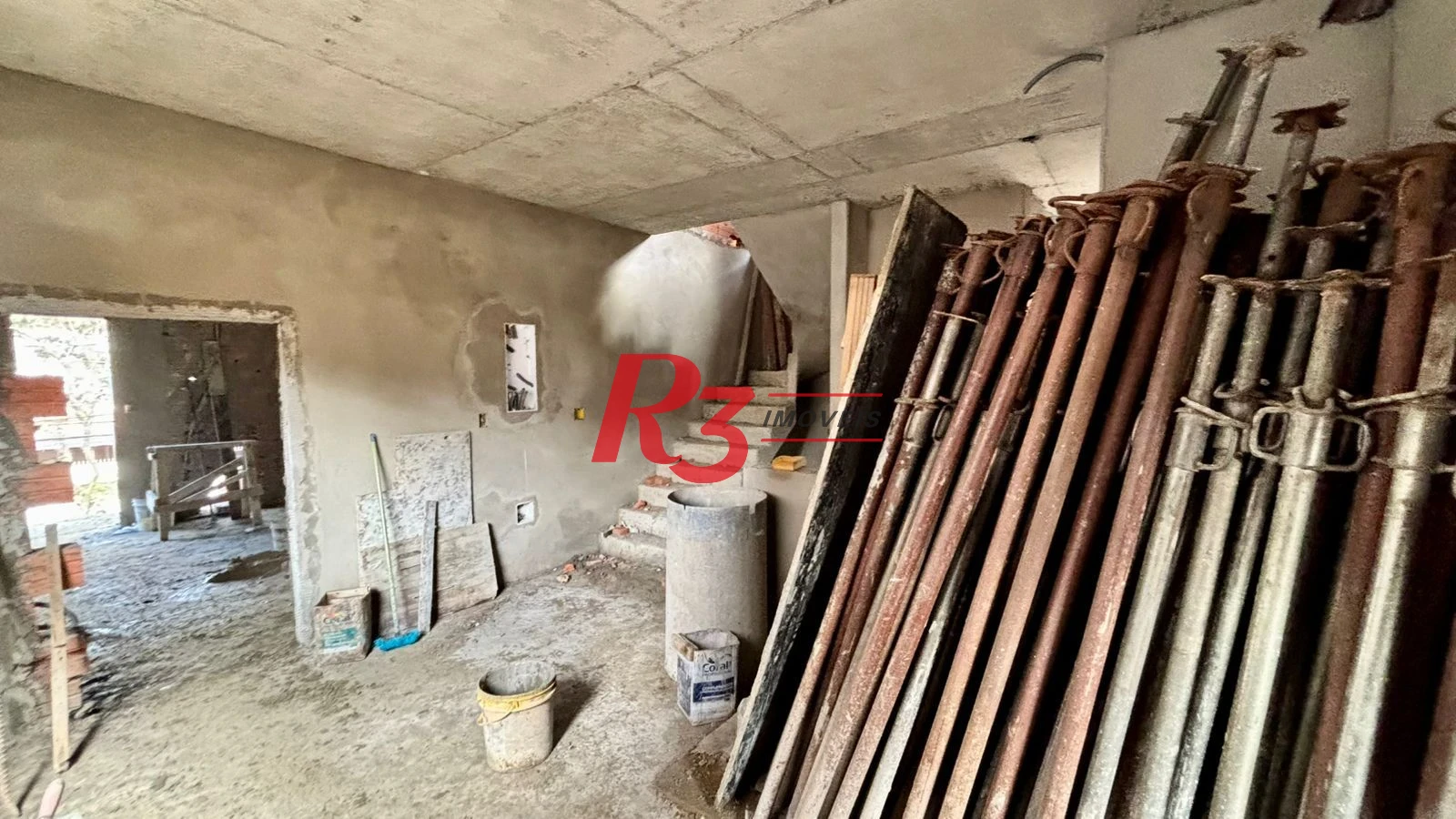 Village com 2 dormitórios à venda, 80 m² por R$ 800.000,00 - Campo Grande - Santos/SP