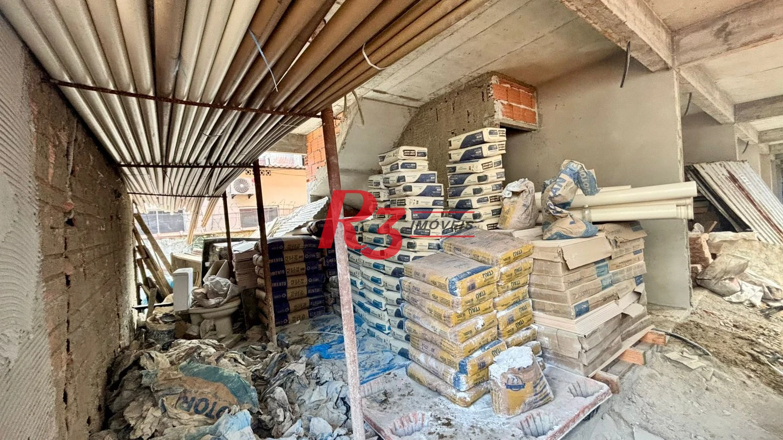 Village com 2 dormitórios à venda, 80 m² por R$ 800.000,00 - Campo Grande - Santos/SP