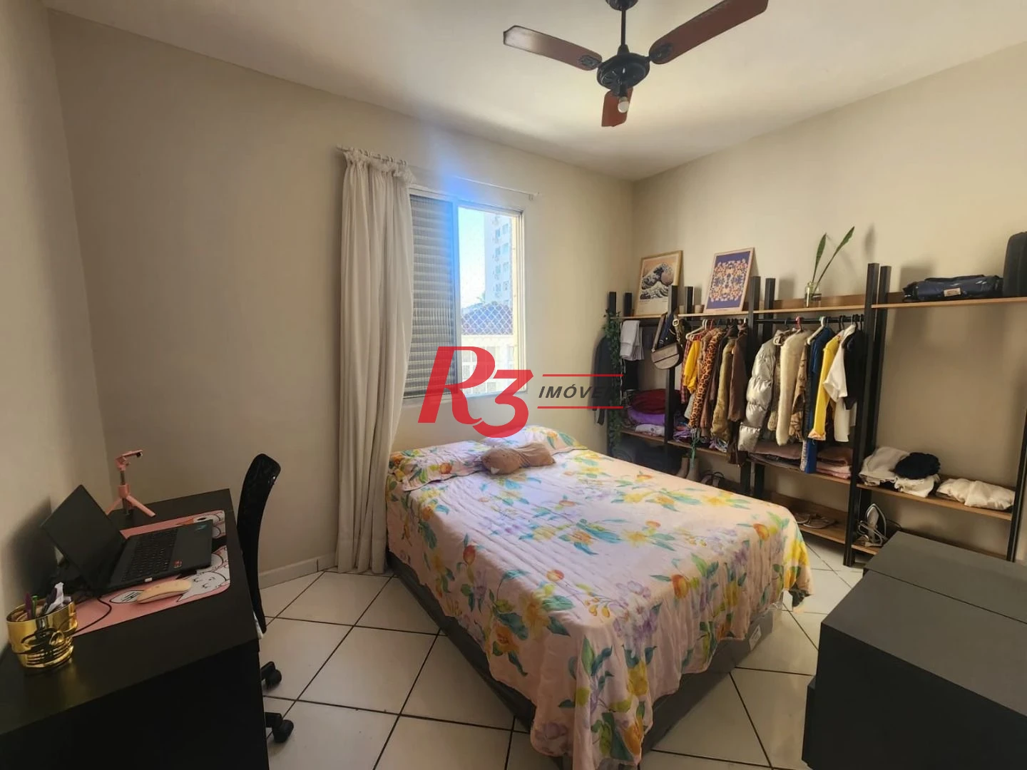 Apartamento com 2 dormitórios à venda, 74 m² por R$ 470.000,00 - Gonzaga - Santos/SP