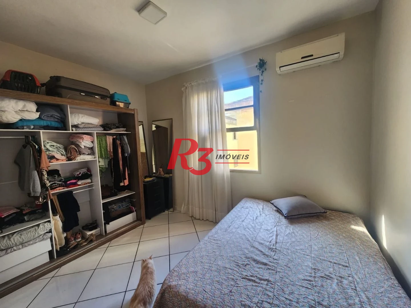 Apartamento com 2 dormitórios à venda, 74 m² por R$ 470.000,00 - Gonzaga - Santos/SP