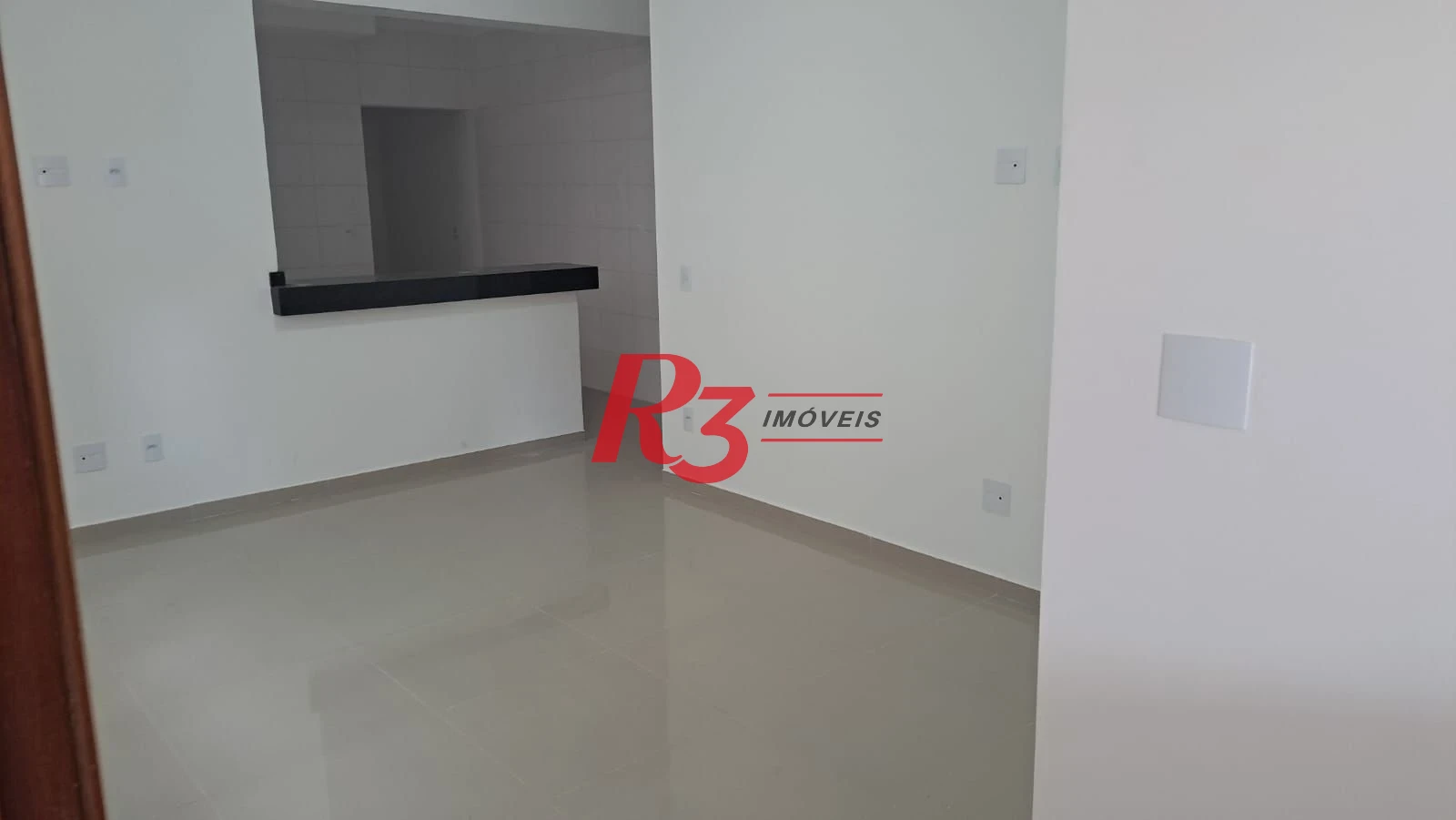 Casa com 3 dormitórios à venda, 1 m² por R$ 950.000,00 - Aparecida - Santos/SP