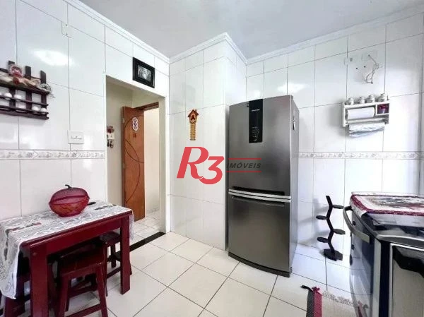 Casa com 2 dormitórios à venda, 100 m² por R$ 800.000,00 - Embaré - Santos/SP