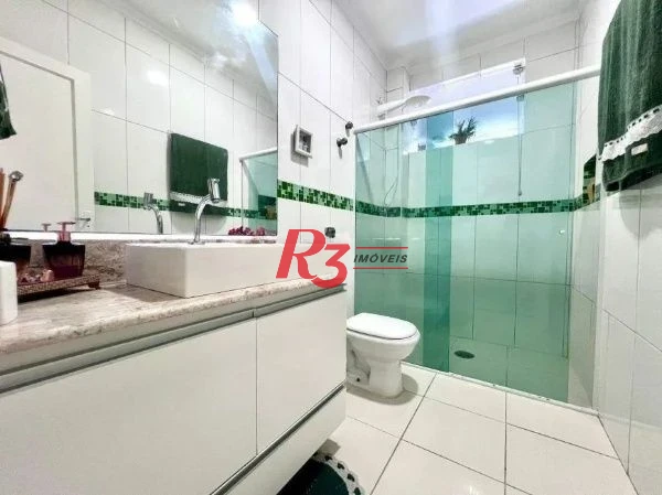 Casa com 2 dormitórios à venda, 100 m² por R$ 800.000,00 - Embaré - Santos/SP