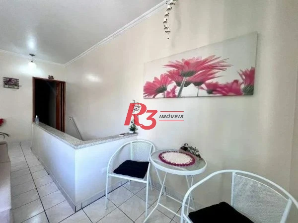 Casa com 2 dormitórios à venda, 100 m² por R$ 800.000,00 - Embaré - Santos/SP