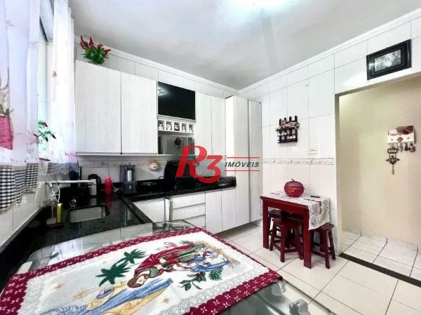 Casa com 2 dormitórios à venda, 100 m² por R$ 800.000,00 - Embaré - Santos/SP