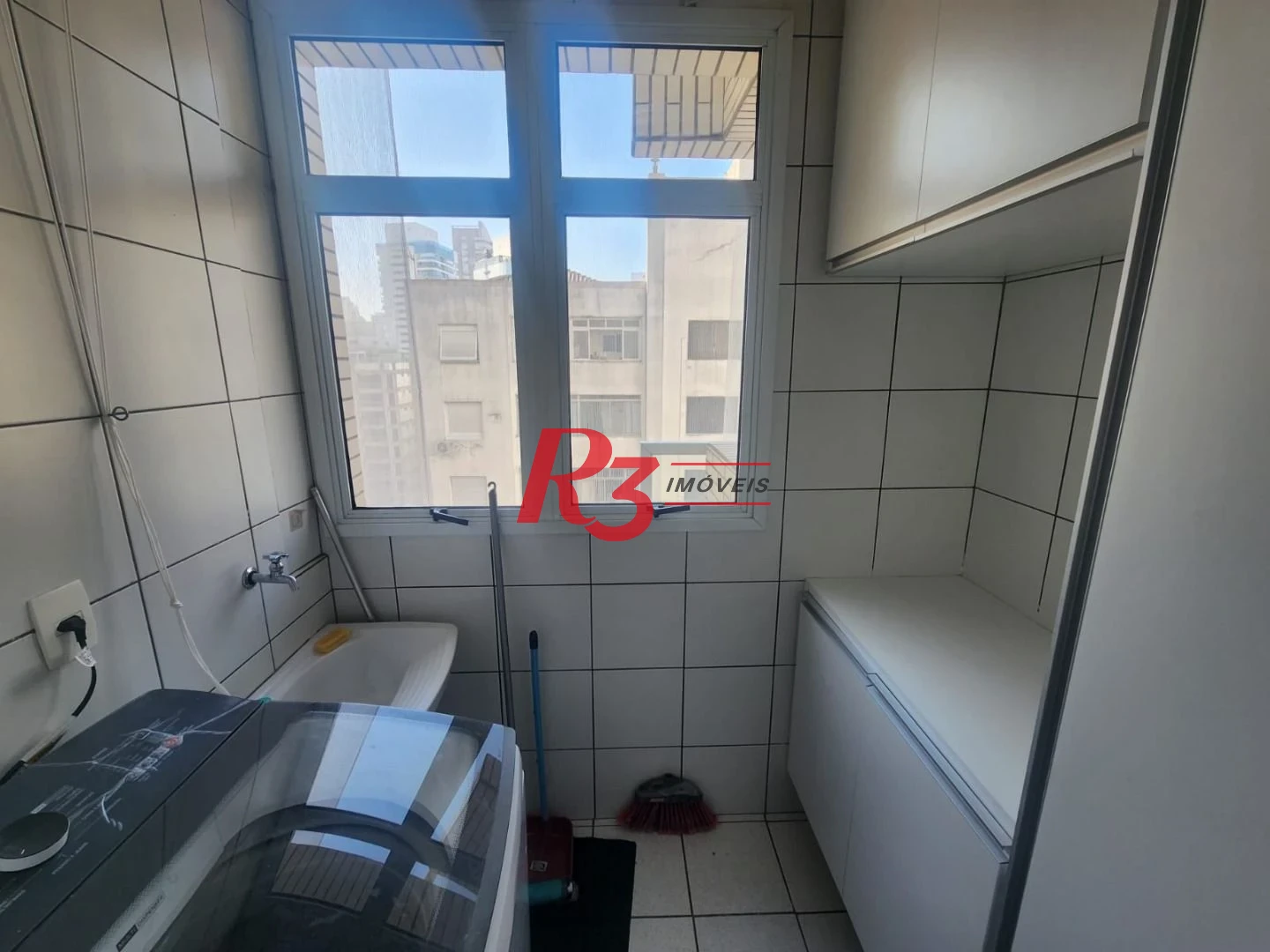 Apartamento com 1 dormitório para alugar, 54 m² por R$ 3.800,00/mês - Gonzaga - Santos/SP
