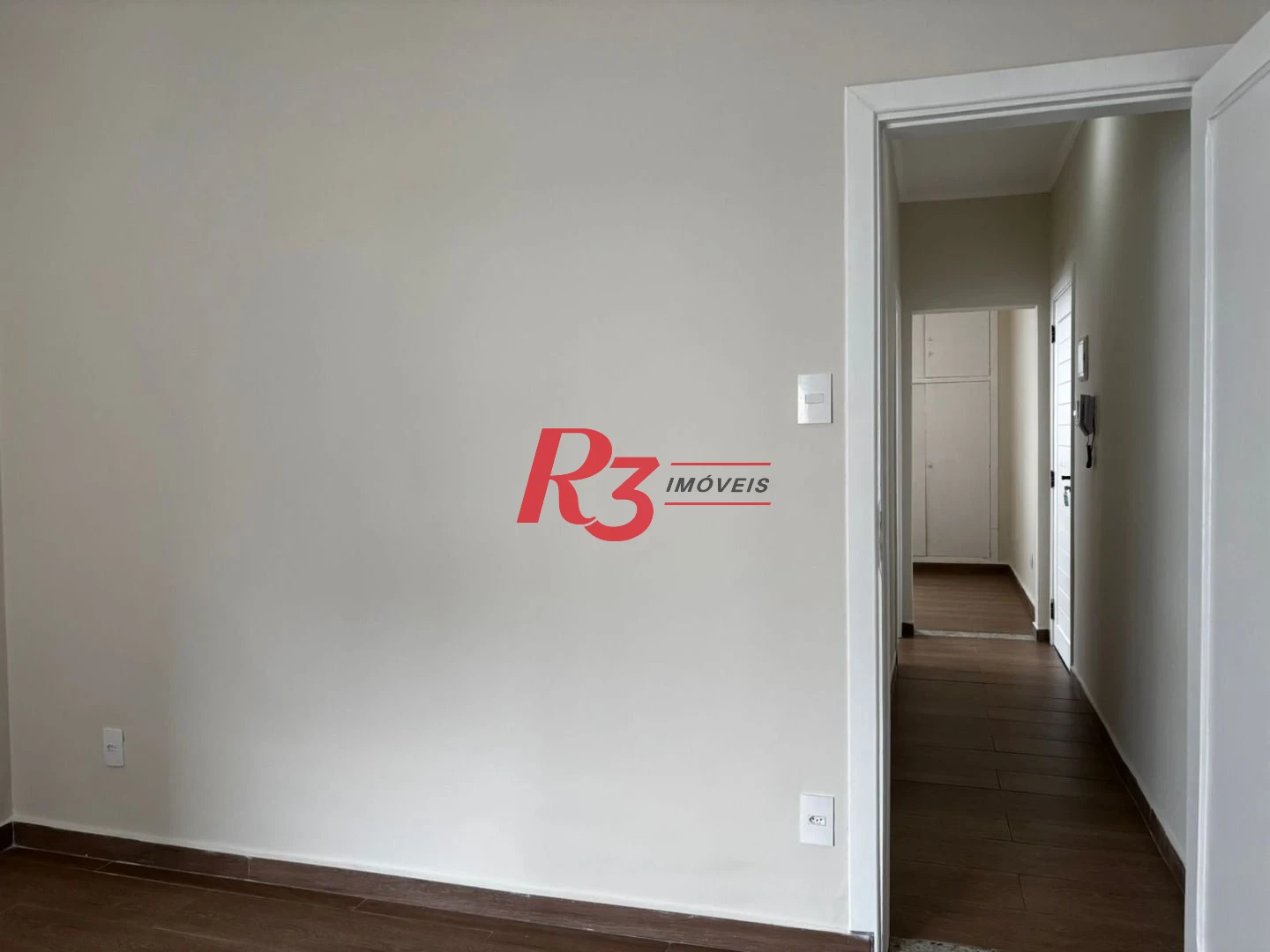 Apartamento com 1 dormitório à venda, 42 m² por R$ 385.000,00 - Boqueirão - Santos/SP
