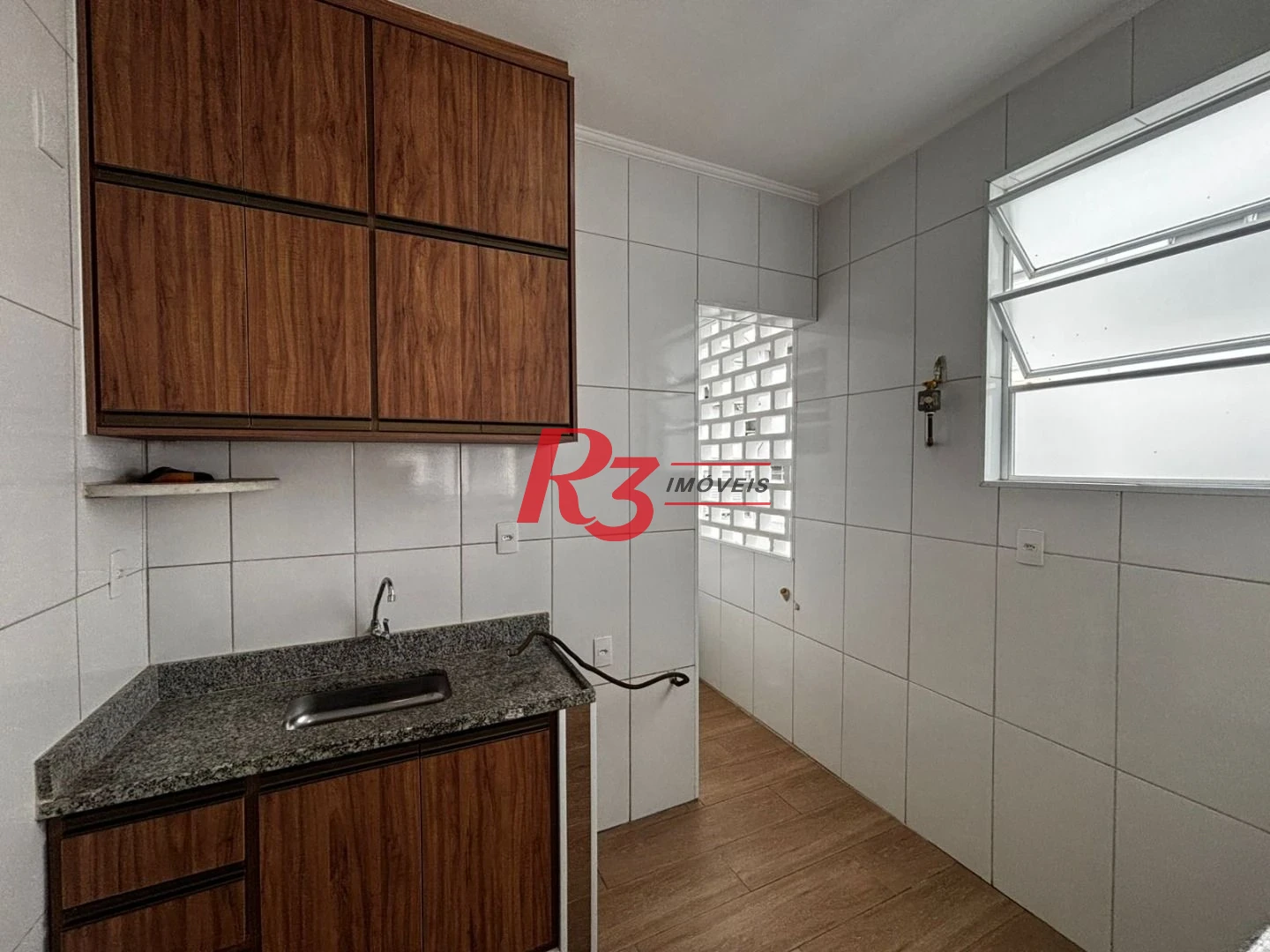 Apartamento com 1 dormitório à venda, 42 m² por R$ 385.000,00 - Boqueirão - Santos/SP