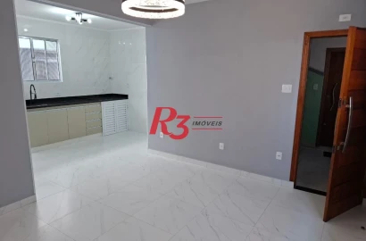 Apartamento com 2 dormitórios à venda, 61 m² por R$ 405.000,00 - Gonzaga - Santos/SP