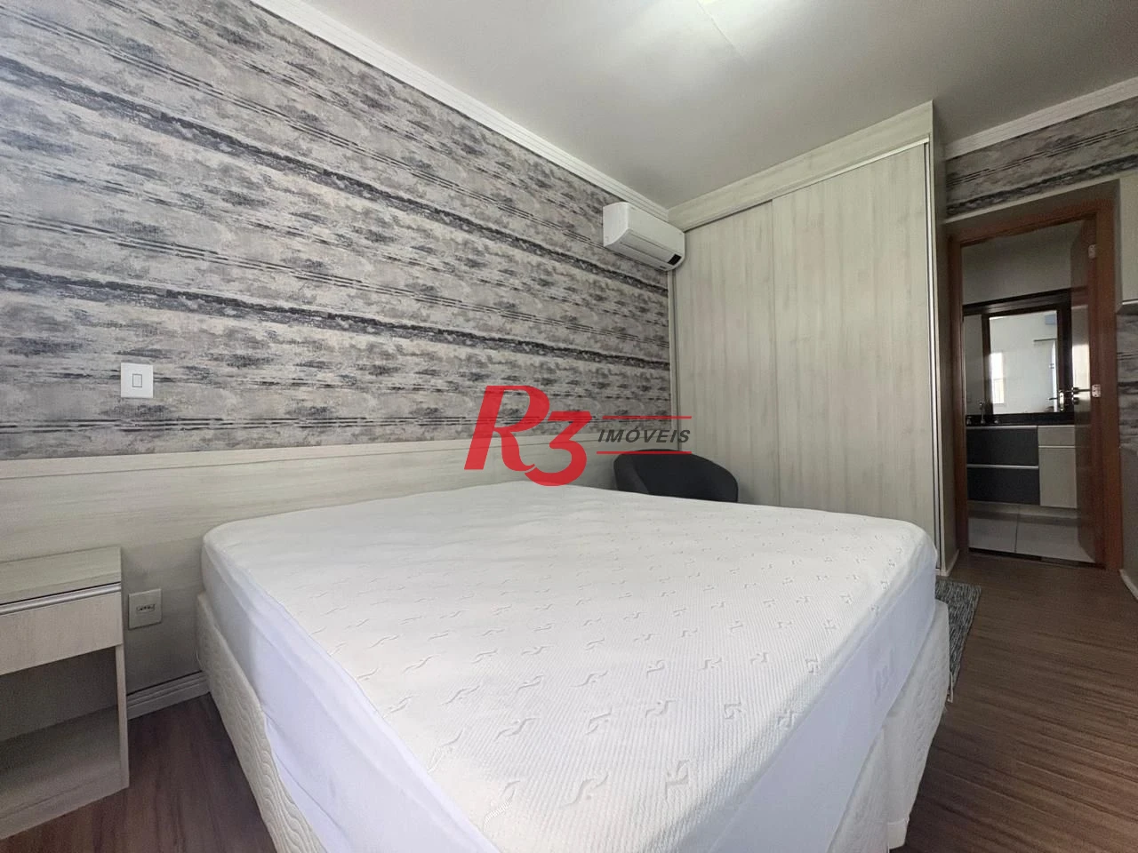 Apartamento com 2 dormitórios para alugar, 80 m² por R$ 6.500,02/mês - Boqueirão - Santos/SP