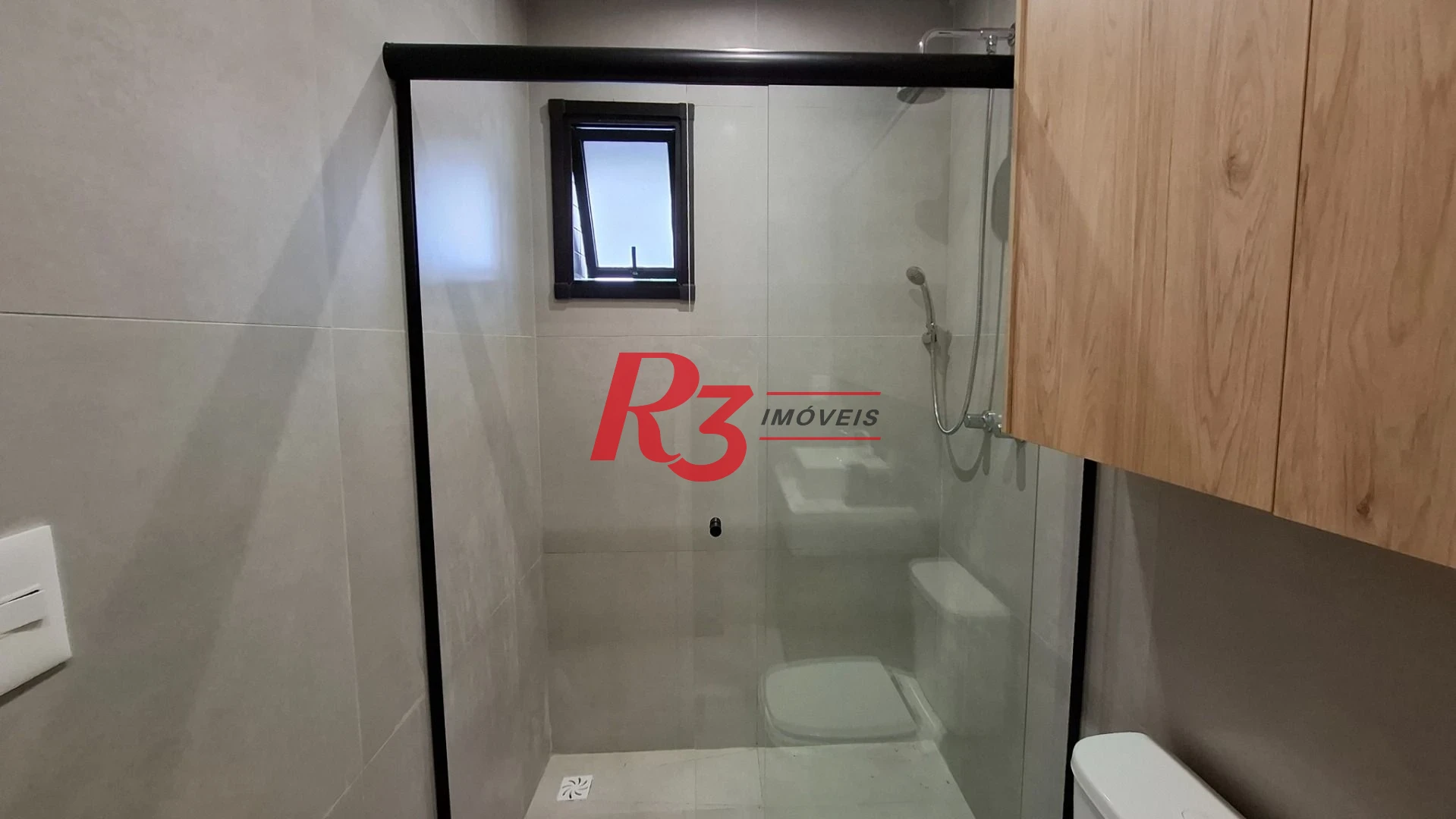 Apartamento à venda, 2 quartos (1 suíte), PORTEIRA FECHADA, José Menino em Santos SP.