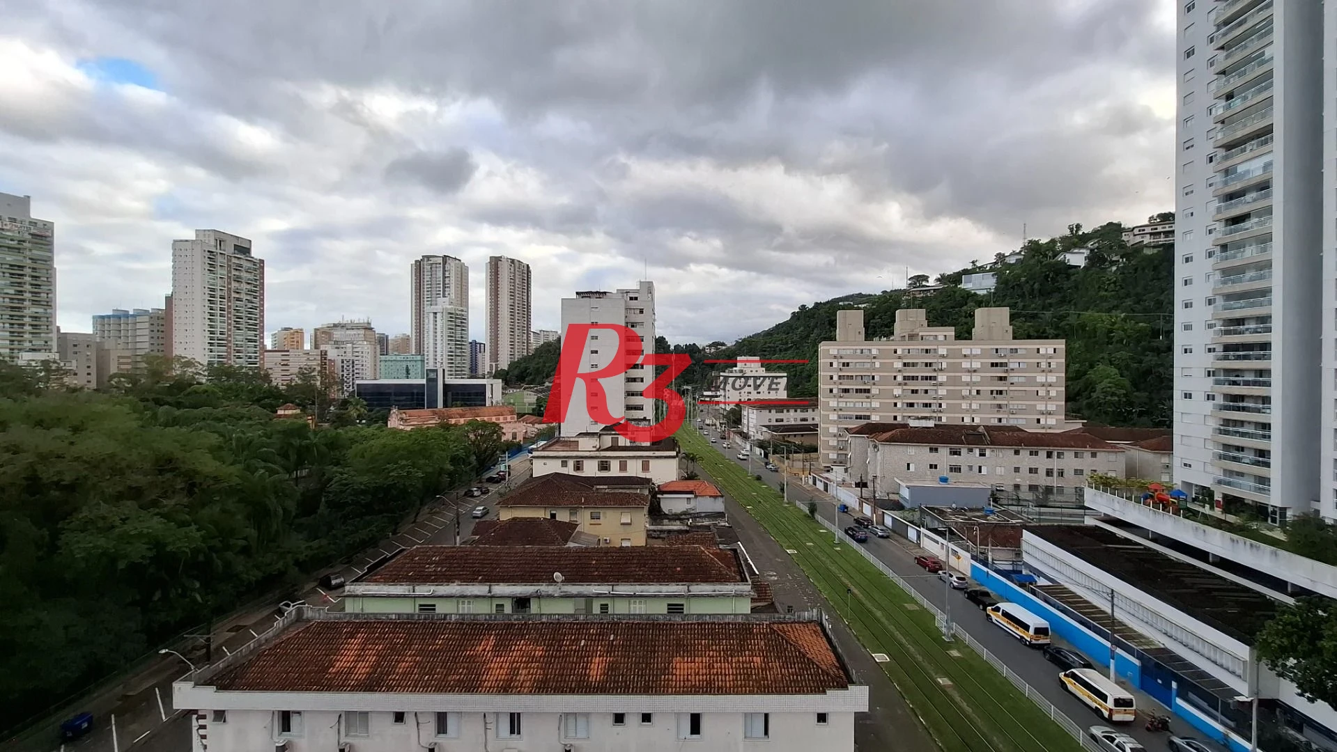 Apartamento à venda, 2 quartos (1 suíte), PORTEIRA FECHADA, José Menino em Santos SP.
