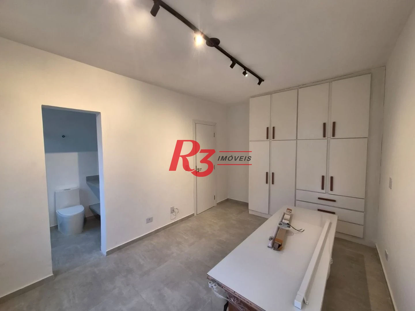 Apartamento com 1 dormitório à venda, 57 m² por R$ 615.000,00 - Embaré - Santos/SP