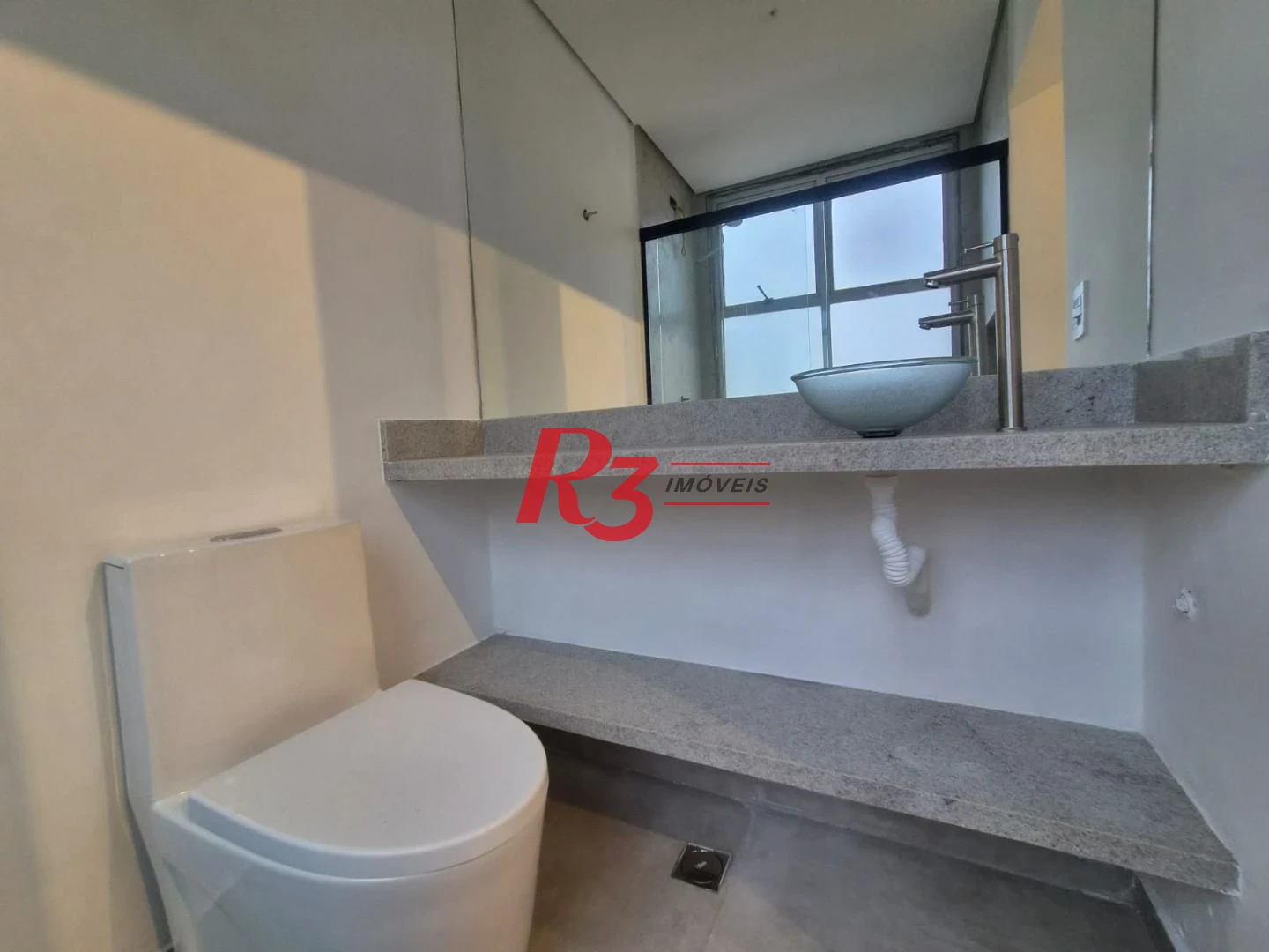 Apartamento com 1 dormitório à venda, 57 m² por R$ 615.000,00 - Embaré - Santos/SP