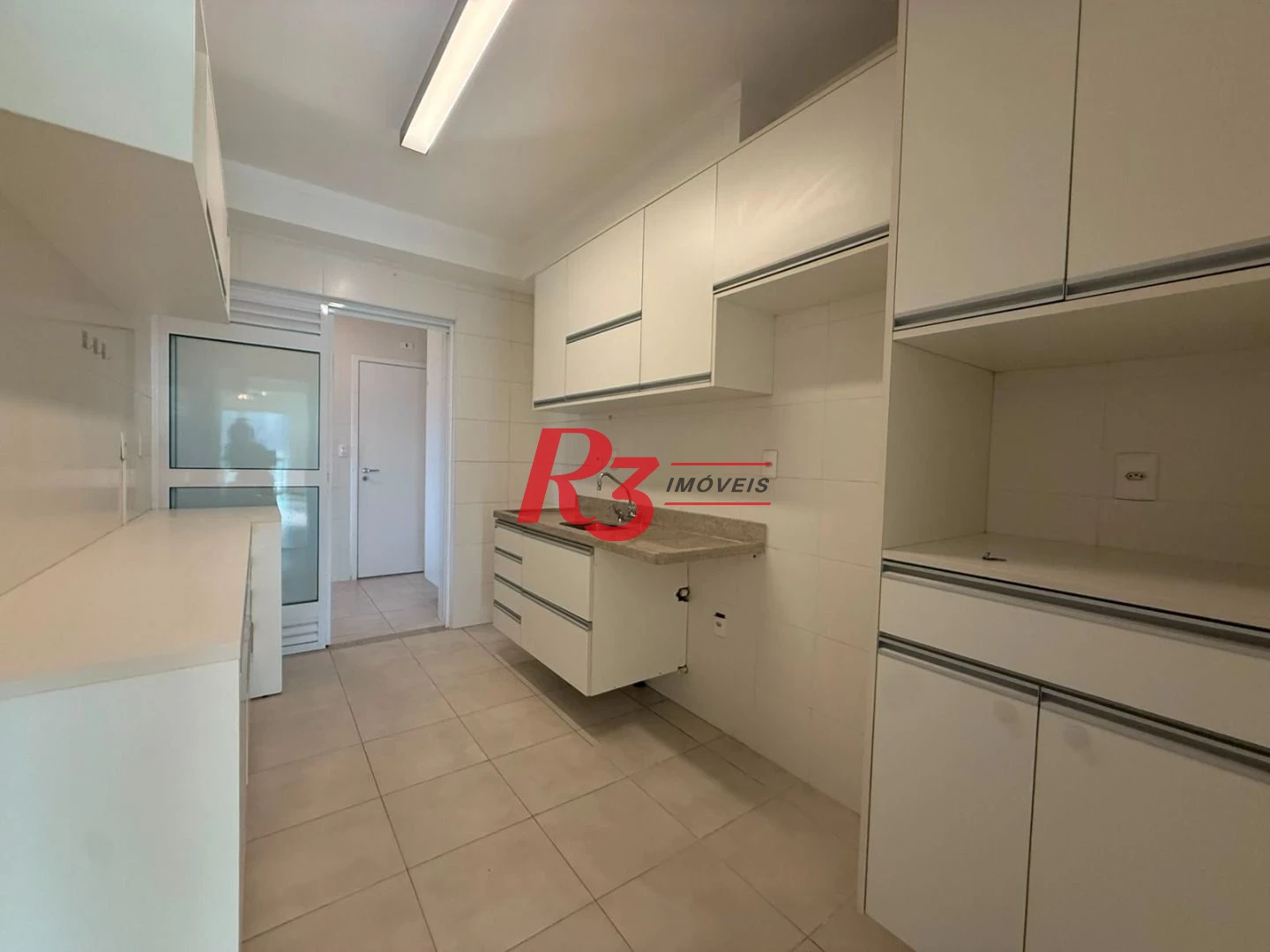 Apartamento com 3 dormitórios à venda, 109 m² por R$ 1.350.000,00 - Gonzaga - Santos/SP