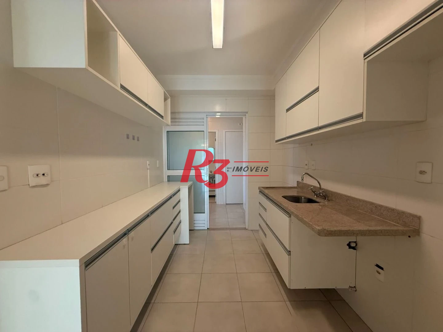 Apartamento com 3 dormitórios à venda, 109 m² por R$ 1.350.000,00 - Gonzaga - Santos/SP