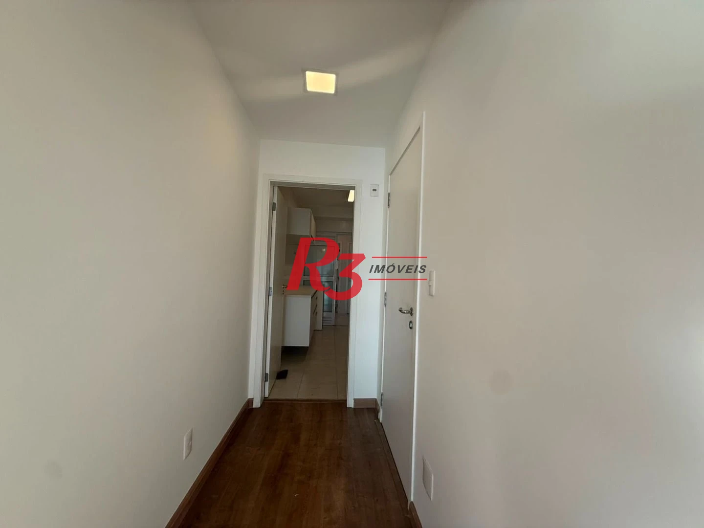 Apartamento com 3 dormitórios à venda, 109 m² por R$ 1.350.000,00 - Gonzaga - Santos/SP