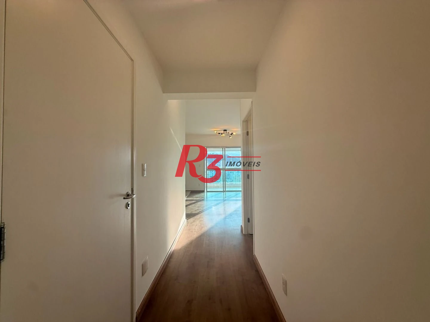 Apartamento com 3 dormitórios à venda, 109 m² por R$ 1.350.000,00 - Gonzaga - Santos/SP