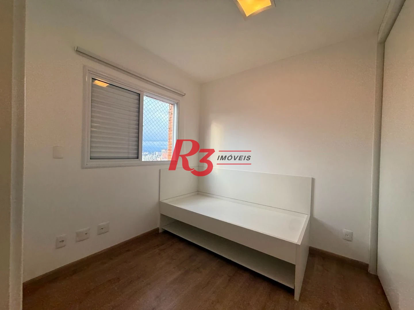 Apartamento com 3 dormitórios à venda, 109 m² por R$ 1.350.000,00 - Gonzaga - Santos/SP