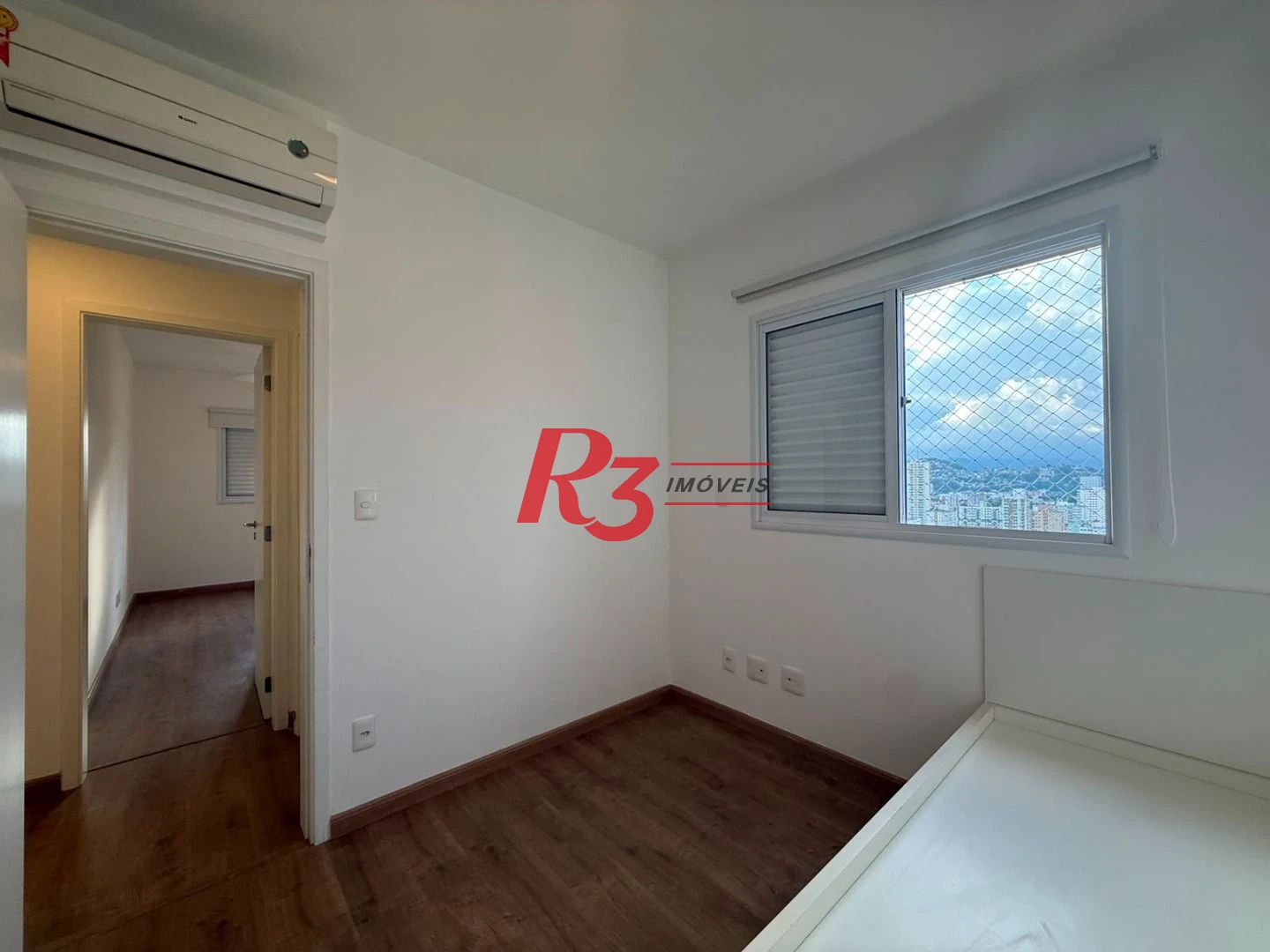 Apartamento com 3 dormitórios à venda, 109 m² por R$ 1.350.000,00 - Gonzaga - Santos/SP