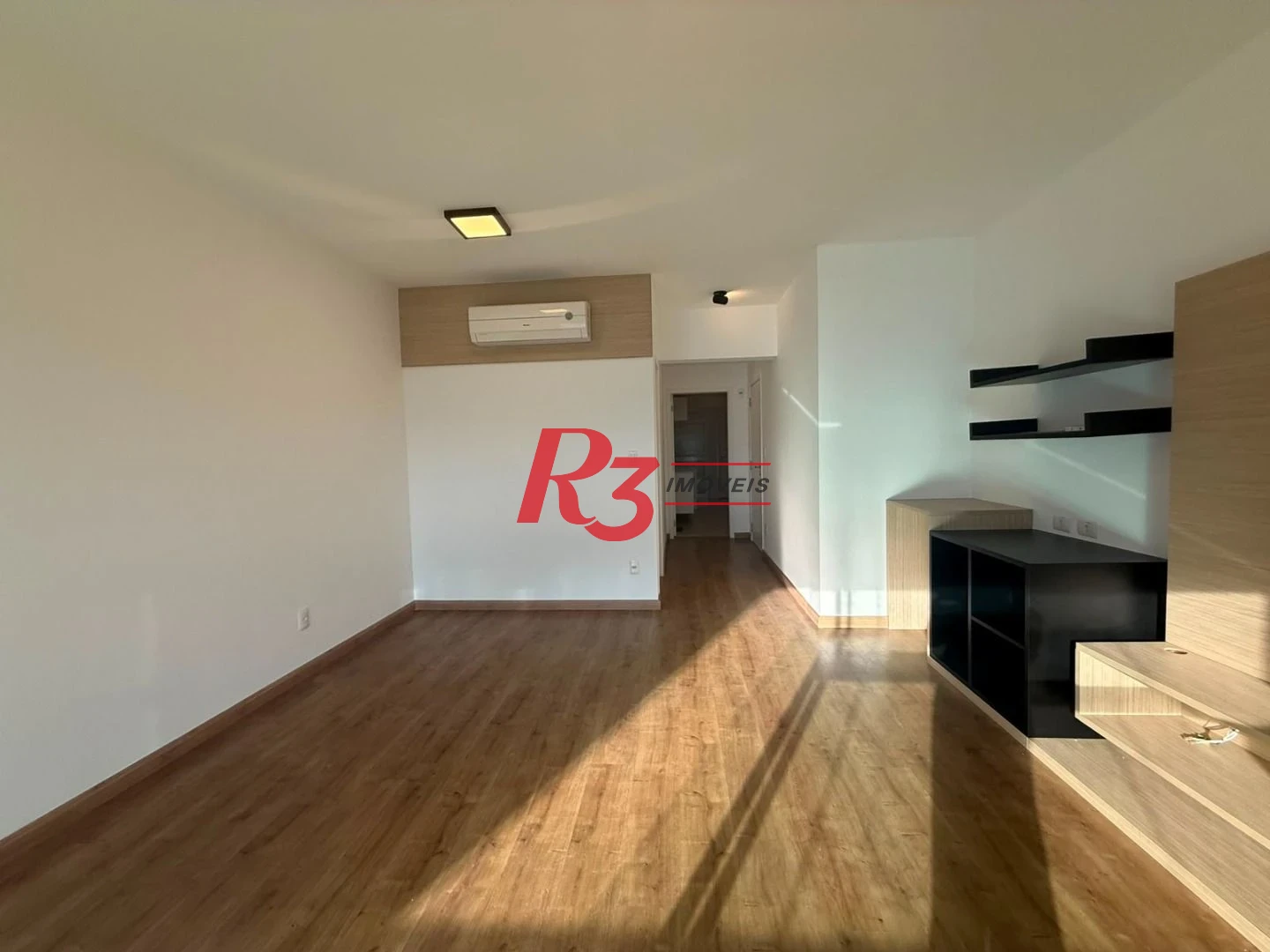 Apartamento com 3 dormitórios à venda, 109 m² por R$ 1.350.000,00 - Gonzaga - Santos/SP