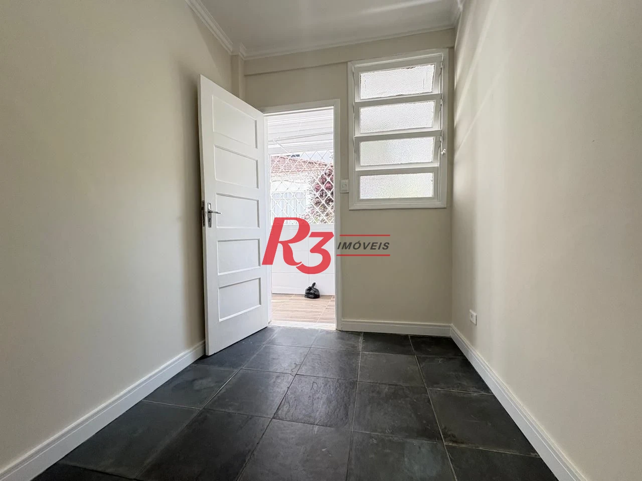 Apartamento com 2 dormitórios para alugar, 110 m² por R$ 3.700,02/mês - Embaré - Santos/SP