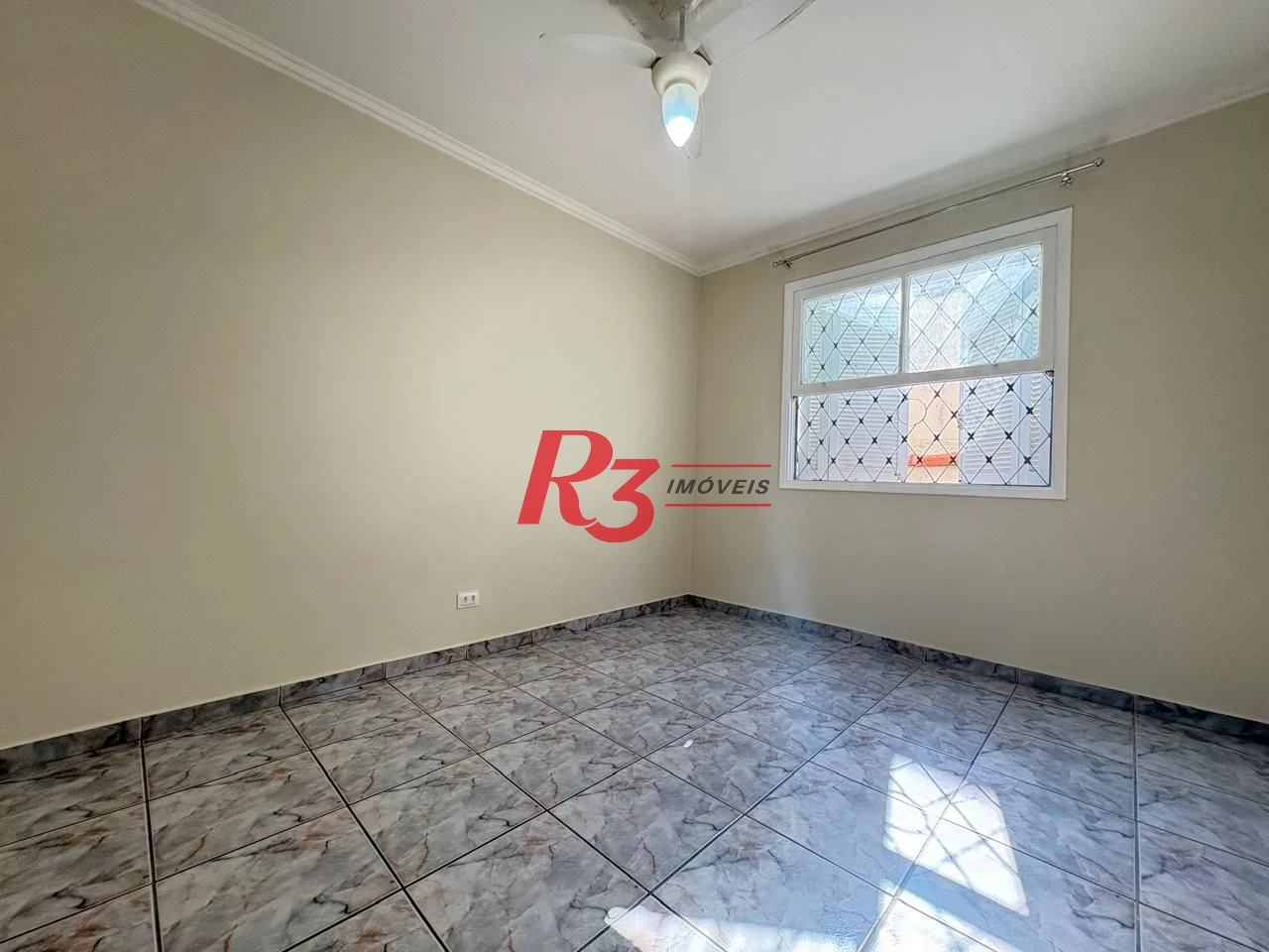 Apartamento com 2 dormitórios para alugar, 110 m² por R$ 3.700,02/mês - Embaré - Santos/SP