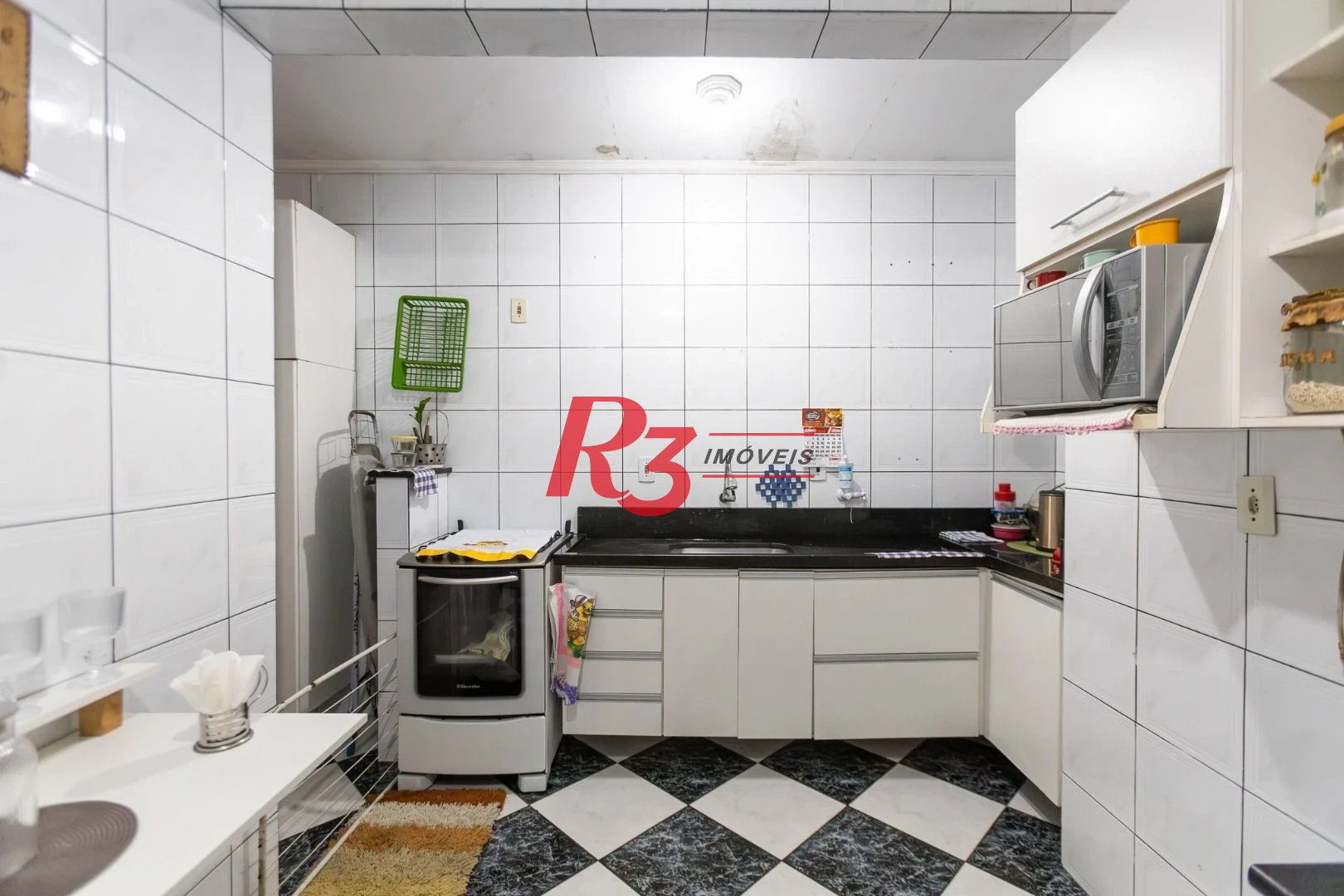 Casa com 2 dormitórios à venda, 90 m² por R$ 418.000,00 - Castelo - Santos/SP