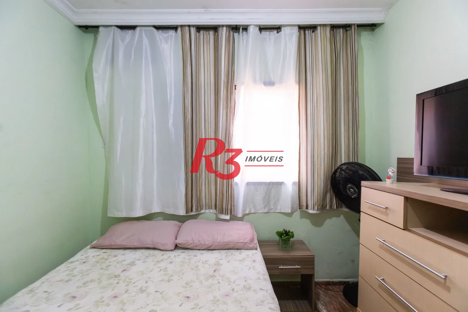Casa com 2 dormitórios à venda, 90 m² por R$ 418.000,00 - Castelo - Santos/SP