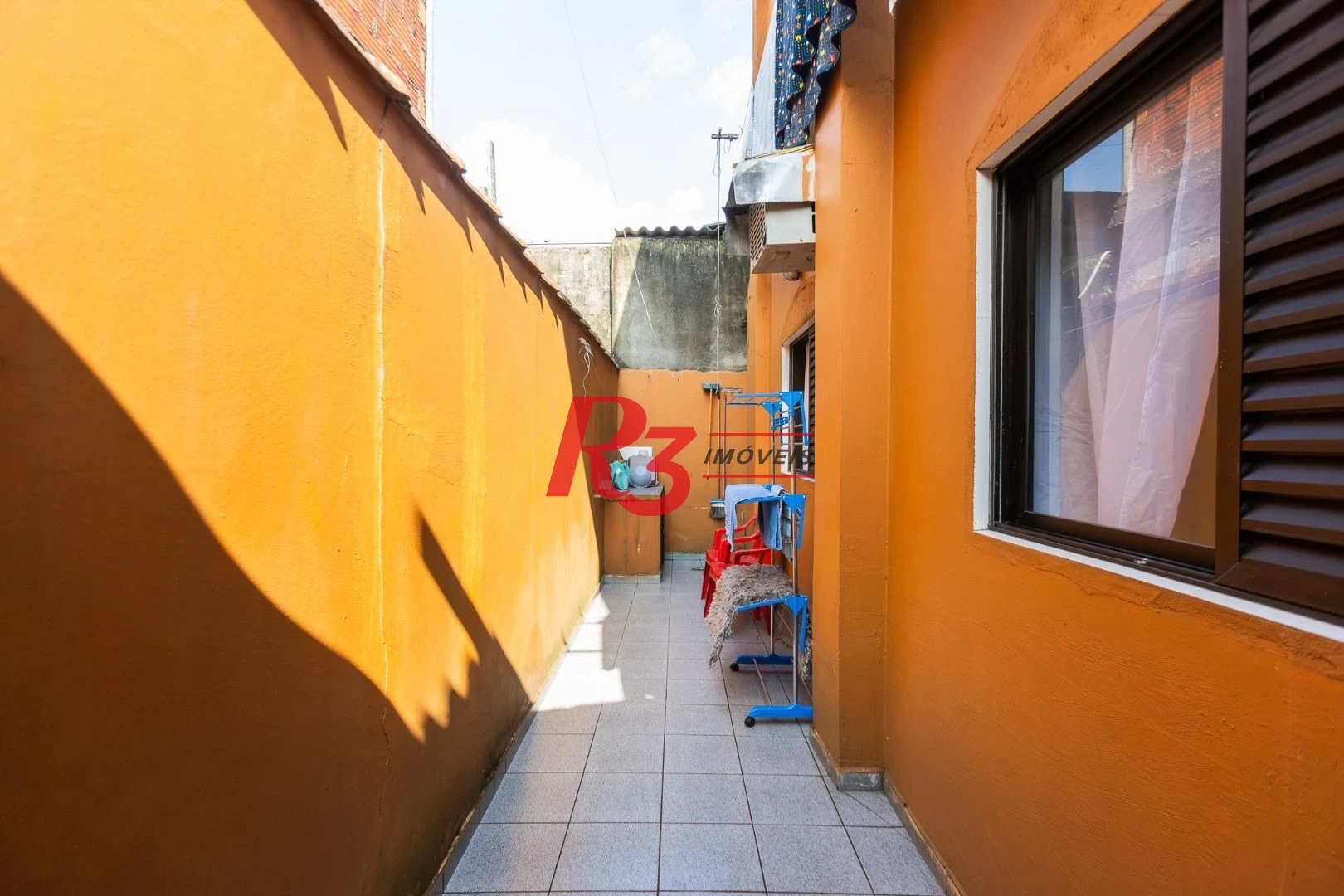 Casa com 2 dormitórios à venda, 90 m² por R$ 418.000,00 - Castelo - Santos/SP