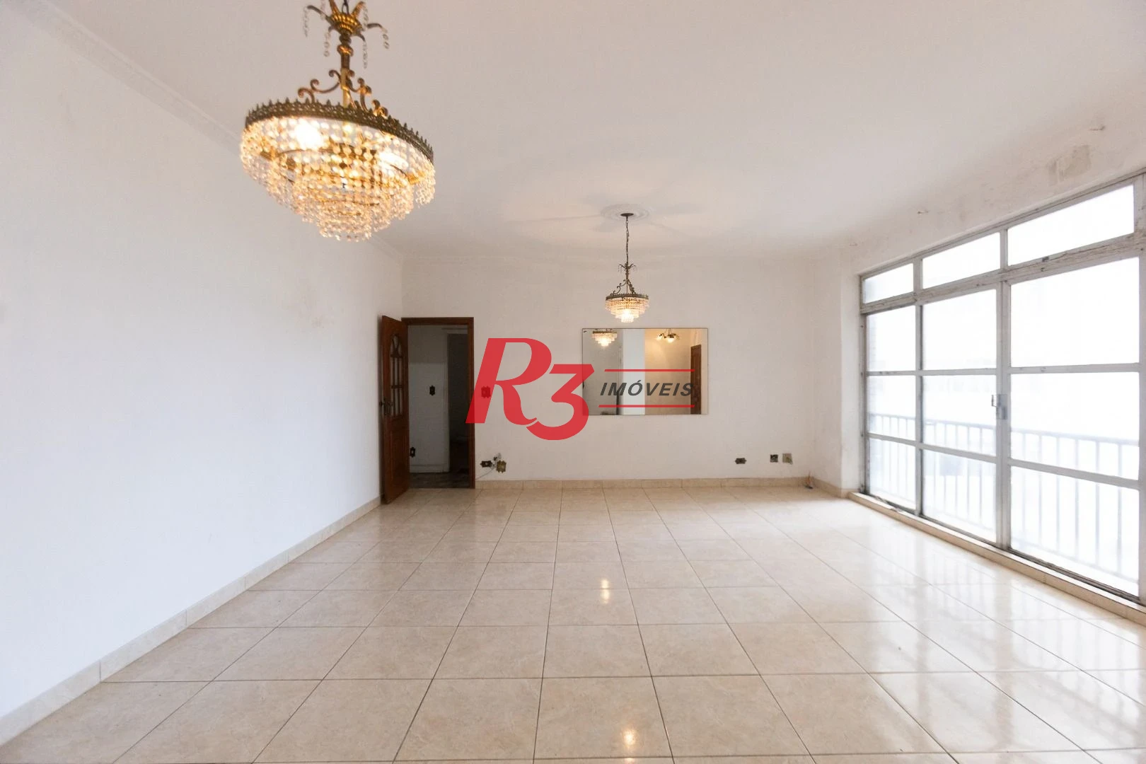 Apartamento com 2 dormitórios à venda, 148 m² por R$ 780.000,00 - Gonzaga - Santos/SP