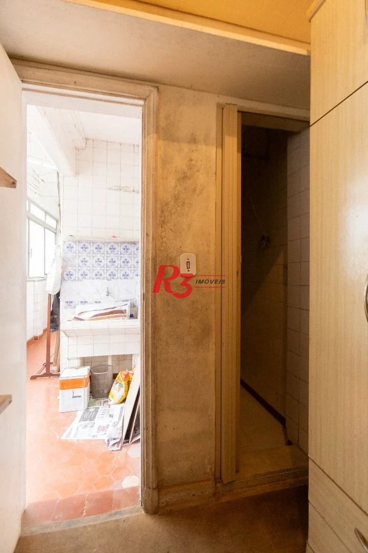 Apartamento com 2 dormitórios à venda, 148 m² por R$ 780.000,00 - Gonzaga - Santos/SP