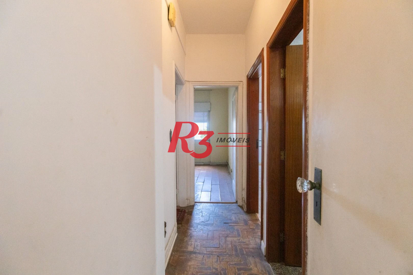 Apartamento com 2 dormitórios à venda, 148 m² por R$ 780.000,00 - Gonzaga - Santos/SP