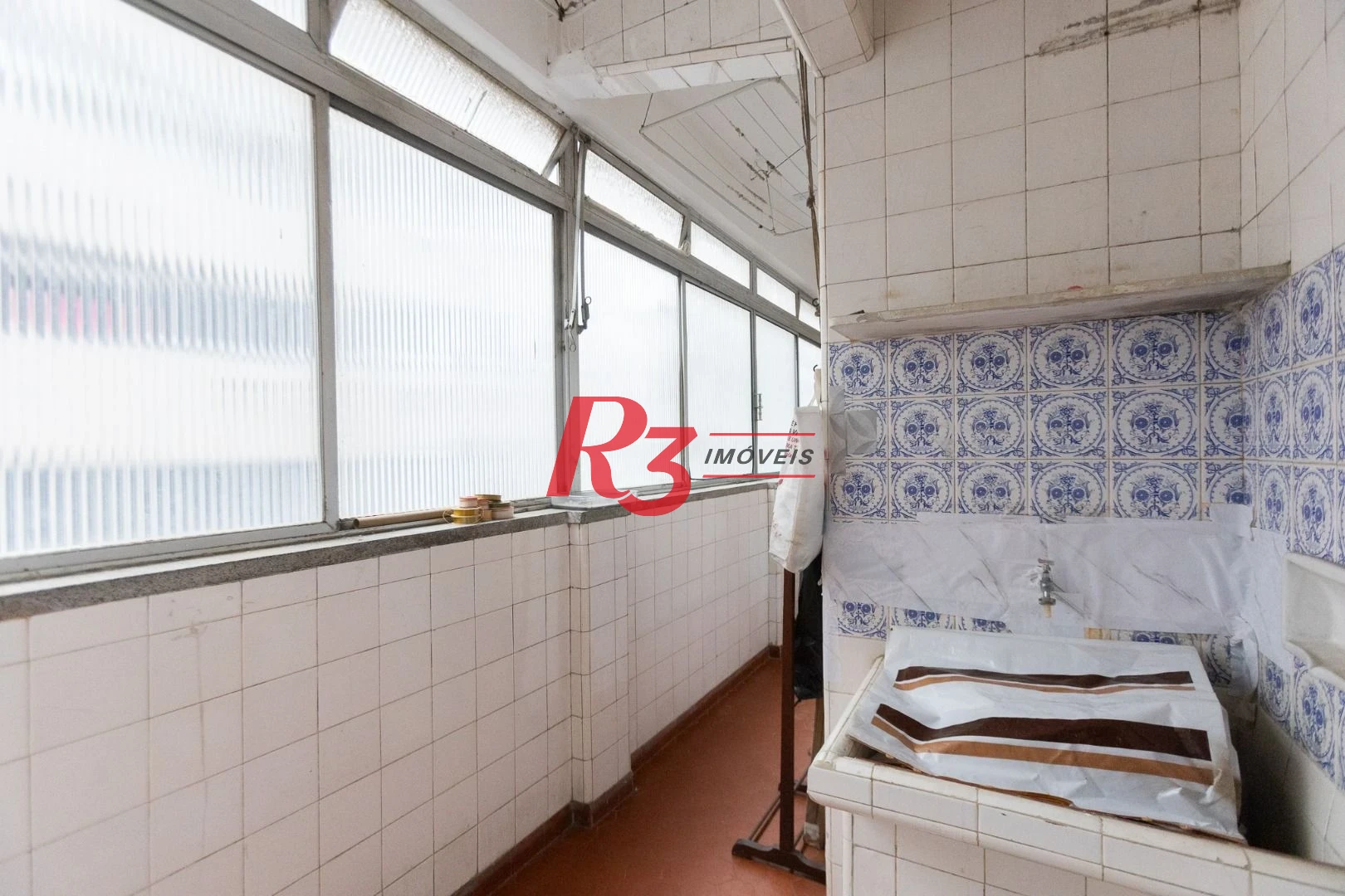 Apartamento com 2 dormitórios à venda, 148 m² por R$ 780.000,00 - Gonzaga - Santos/SP