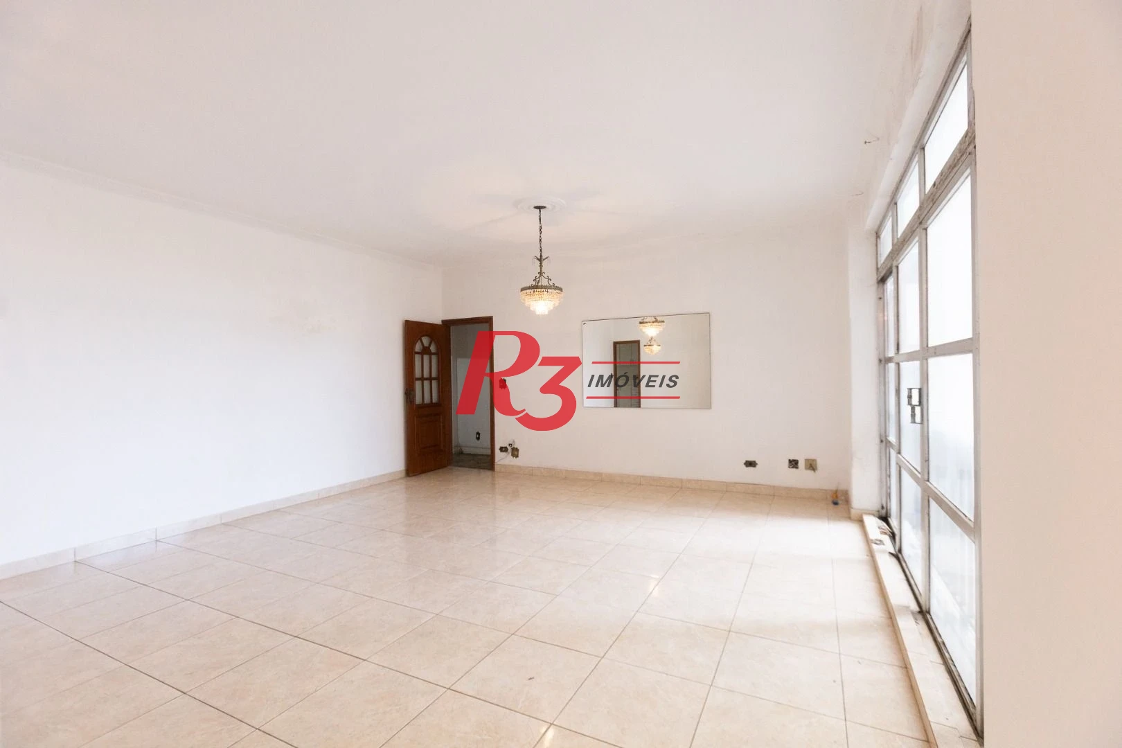 Apartamento com 2 dormitórios à venda, 148 m² por R$ 780.000,00 - Gonzaga - Santos/SP