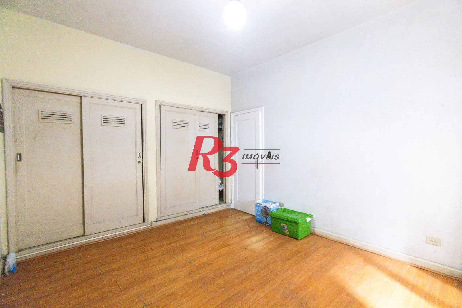 Apartamento com 2 dormitórios à venda, 148 m² por R$ 780.000,00 - Gonzaga - Santos/SP