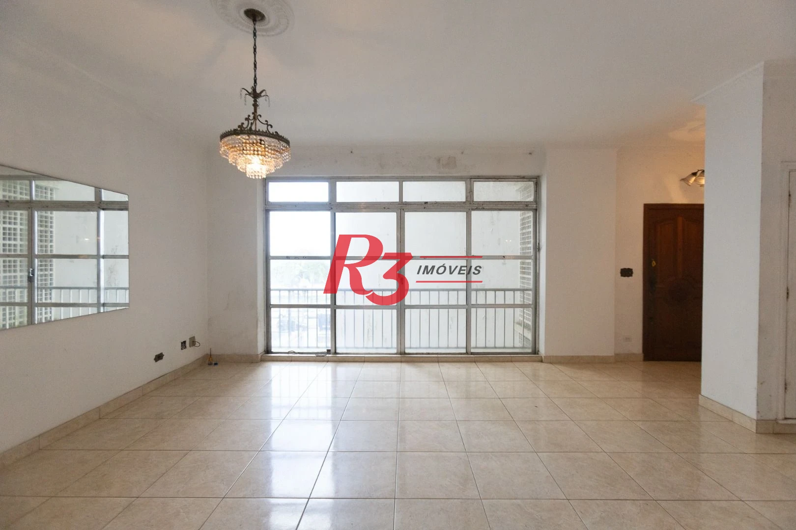 Apartamento com 2 dormitórios à venda, 148 m² por R$ 780.000,00 - Gonzaga - Santos/SP