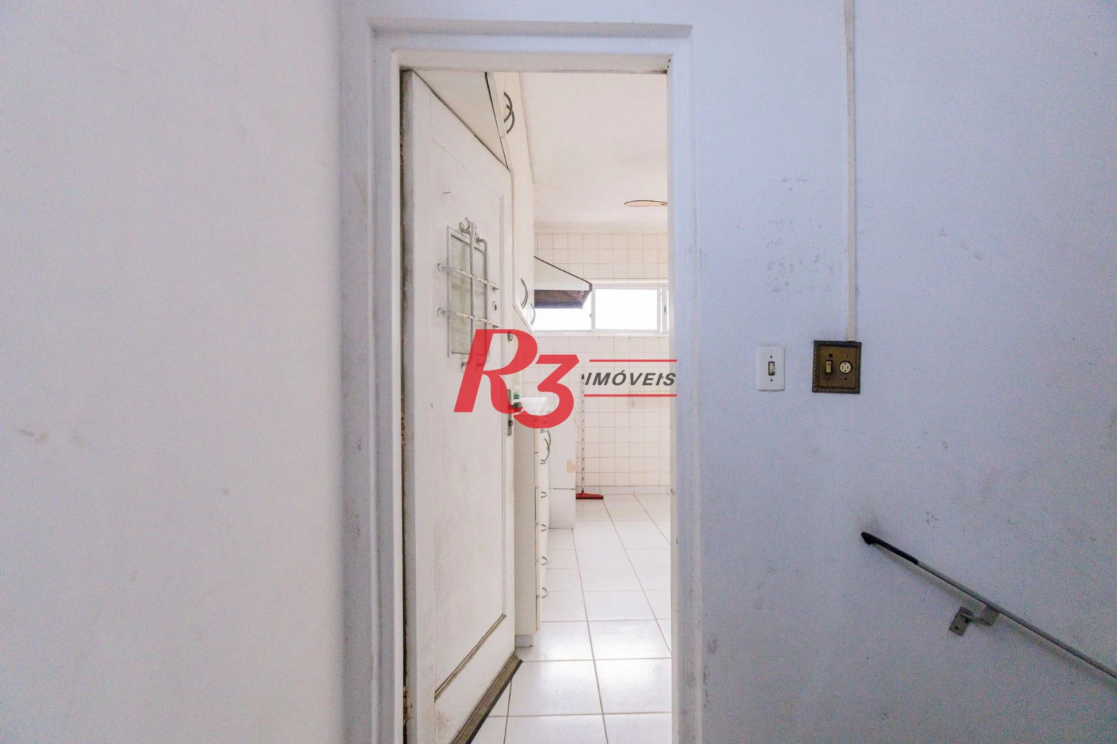 Apartamento com 2 dormitórios à venda, 148 m² por R$ 780.000,00 - Gonzaga - Santos/SP