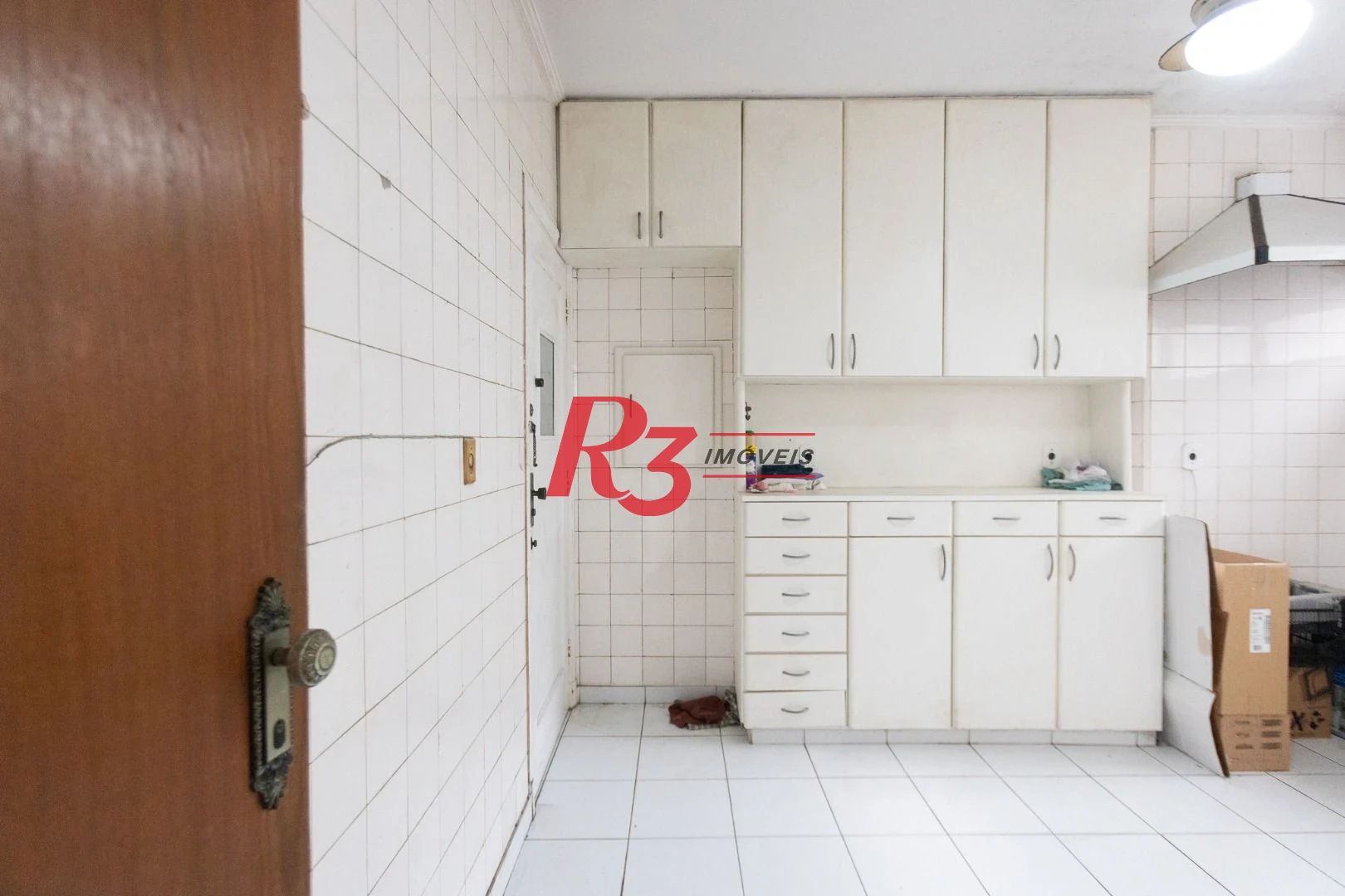 Apartamento com 2 dormitórios à venda, 148 m² por R$ 780.000,00 - Gonzaga - Santos/SP
