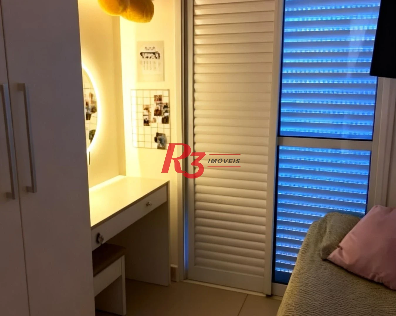Apartamento com 2 dormitórios à venda, 60 m² por R$ 646.000,00 - Marapé - Santos/SP