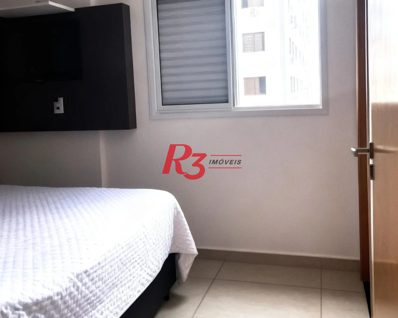 Apartamento com 2 dormitórios à venda, 60 m² por R$ 646.000,00 - Marapé - Santos/SP