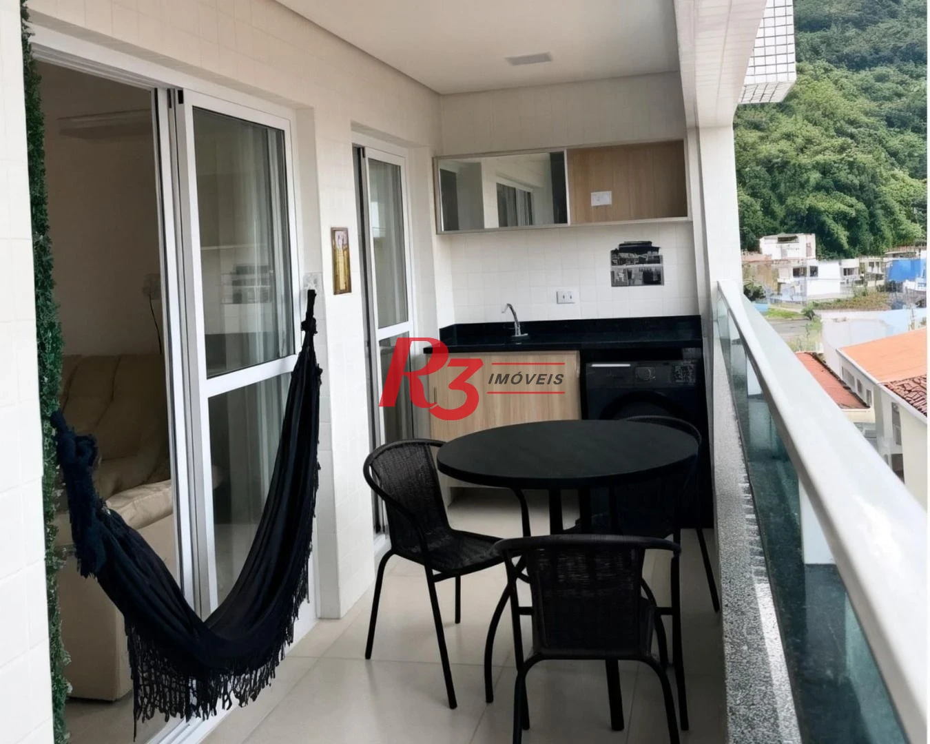 Apartamento com 2 dormitórios à venda, 60 m² por R$ 646.000,00 - Marapé - Santos/SP