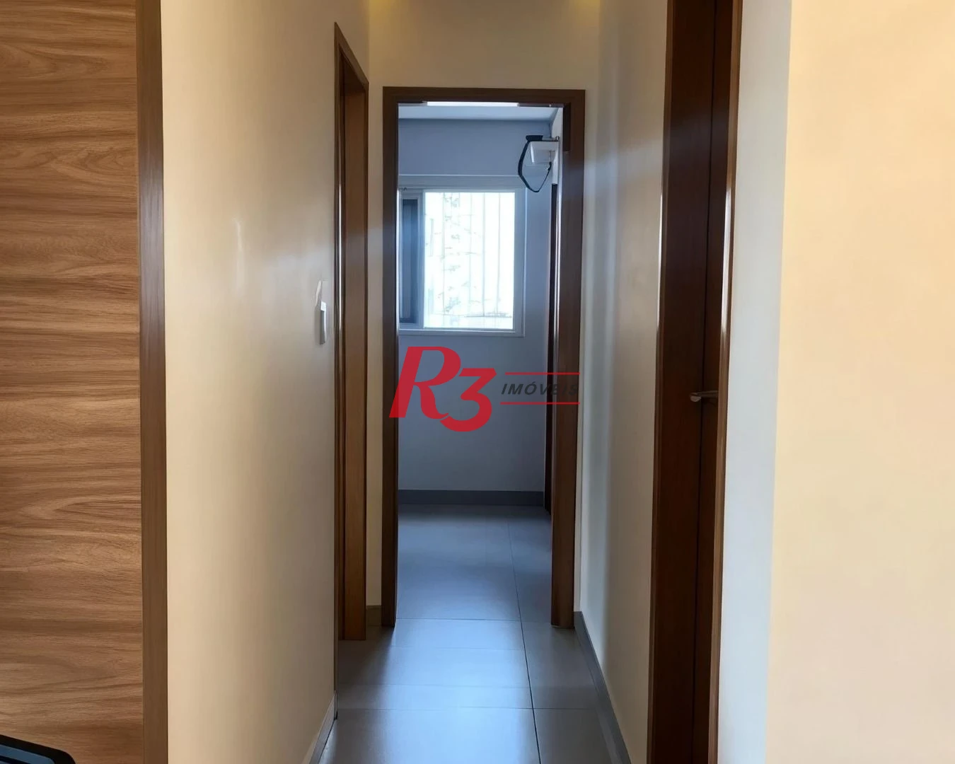 Apartamento com 2 dormitórios à venda, 60 m² por R$ 646.000,00 - Marapé - Santos/SP